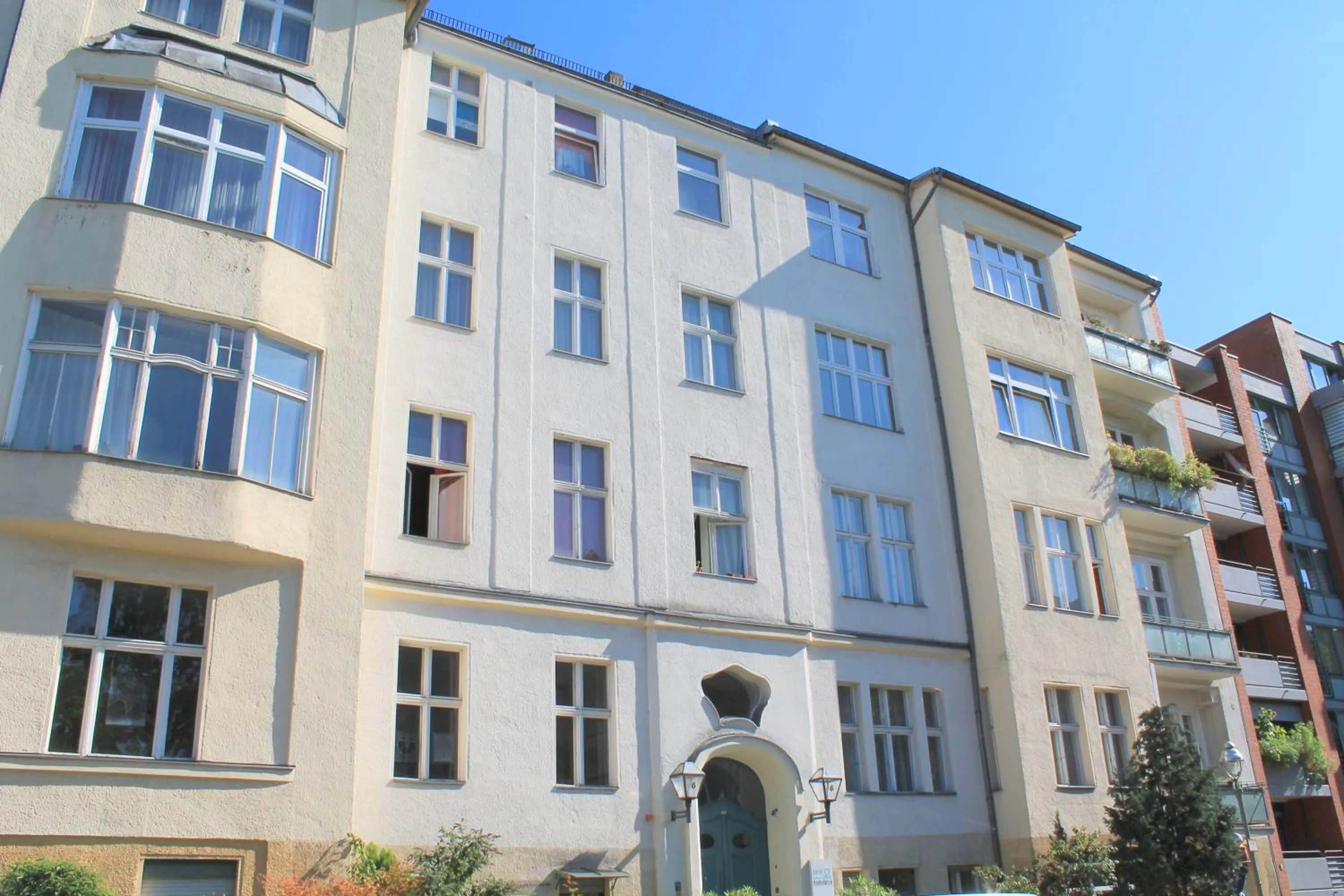 Property building in Hotel Hansablick