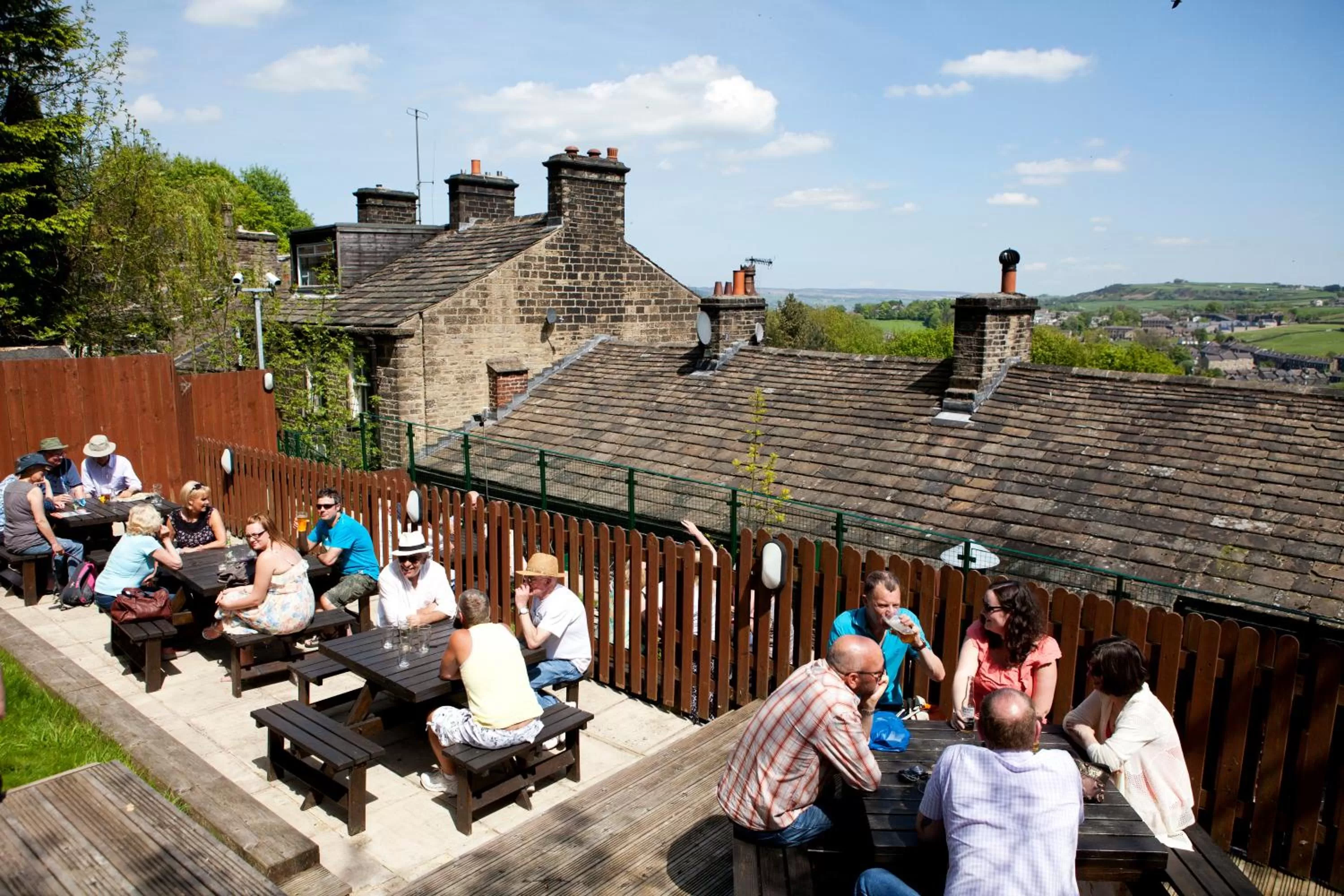 Garden, Guests in The Fleece Inn