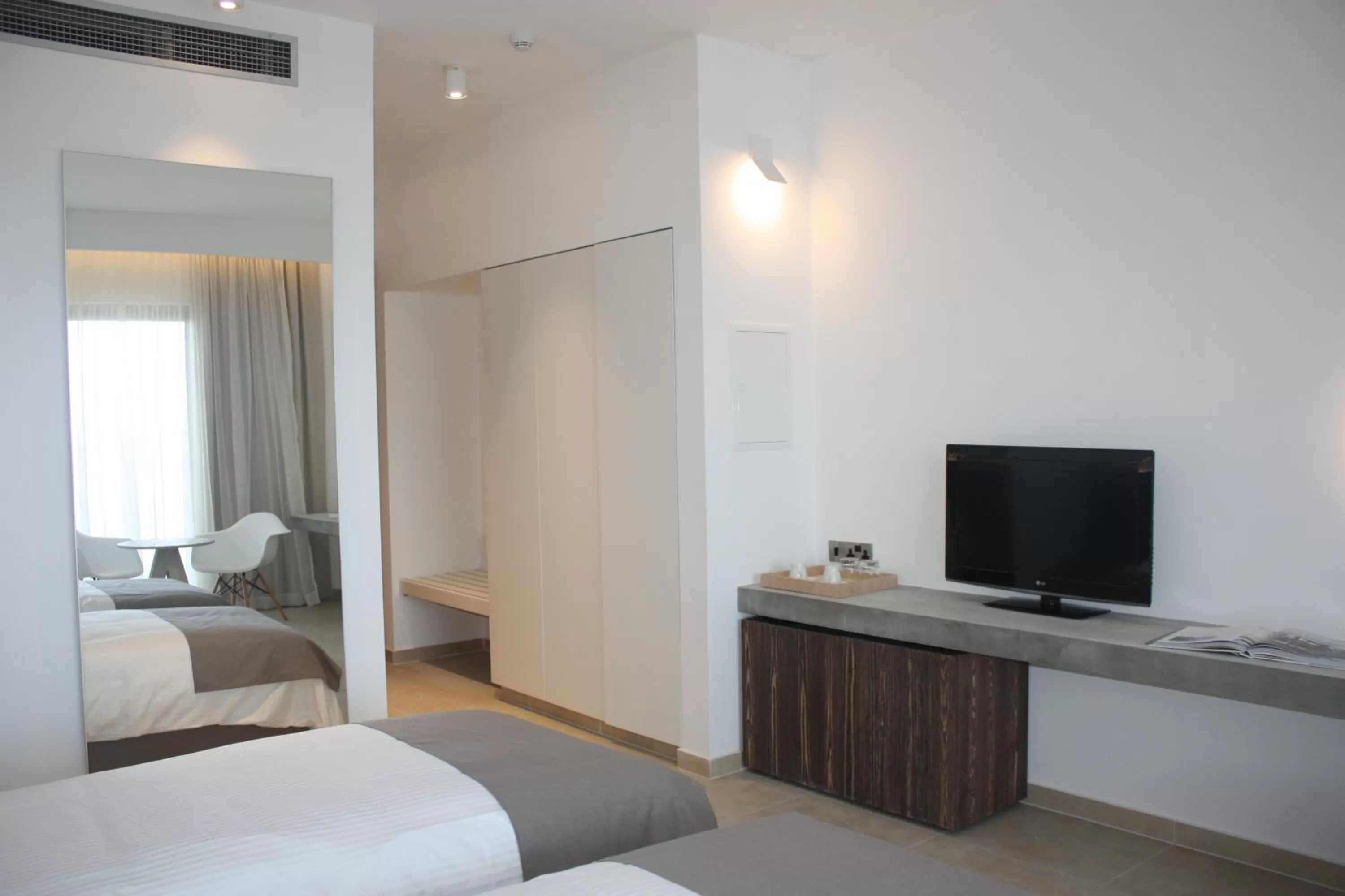 Comfort Superior Room with Airport Transfer  in Amphora Hotel & Suites