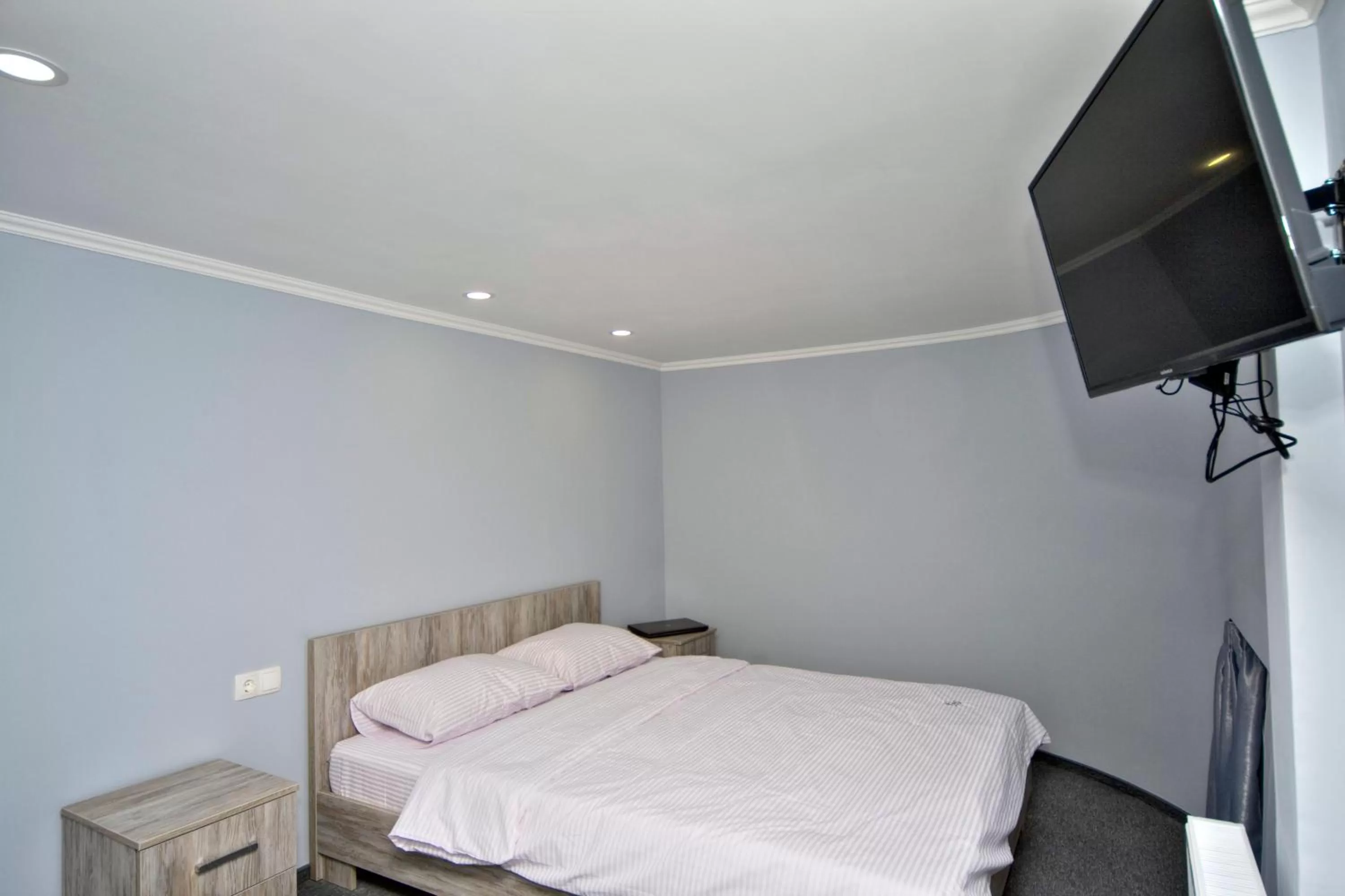 Bedroom, Bed in Grand Apartments