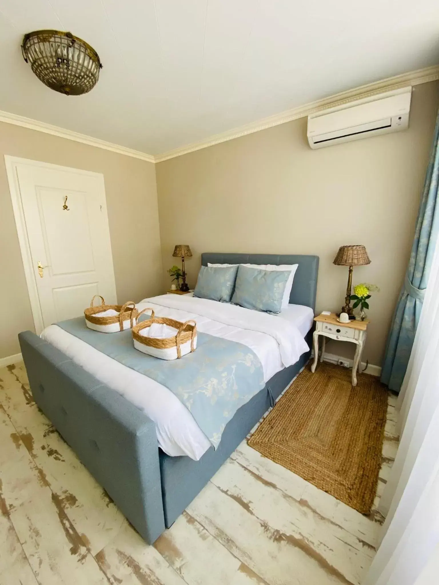 De Tuinkamer-----Privé diner op de kamer mogelijk!!! De Tuinkamer-----Privé diner op de kamer mogelijk!!!