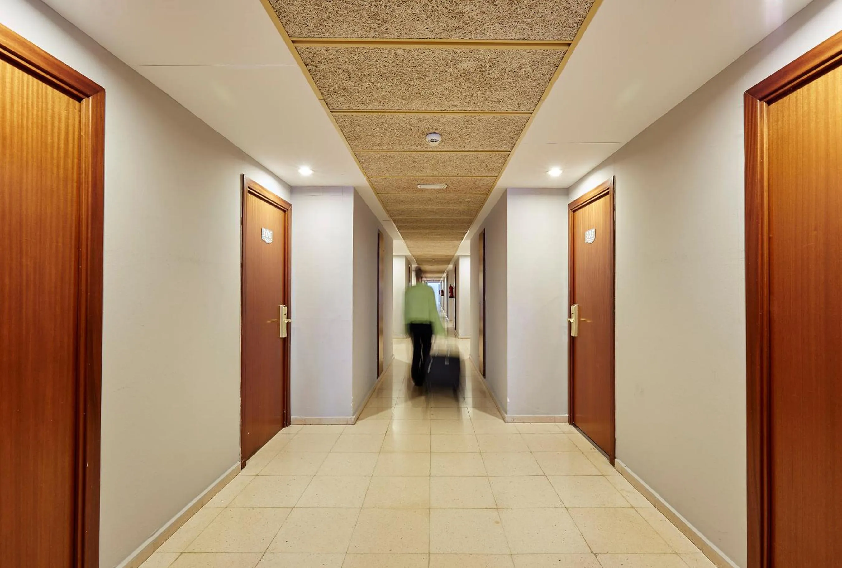 Property building in Hotel Surf Mar