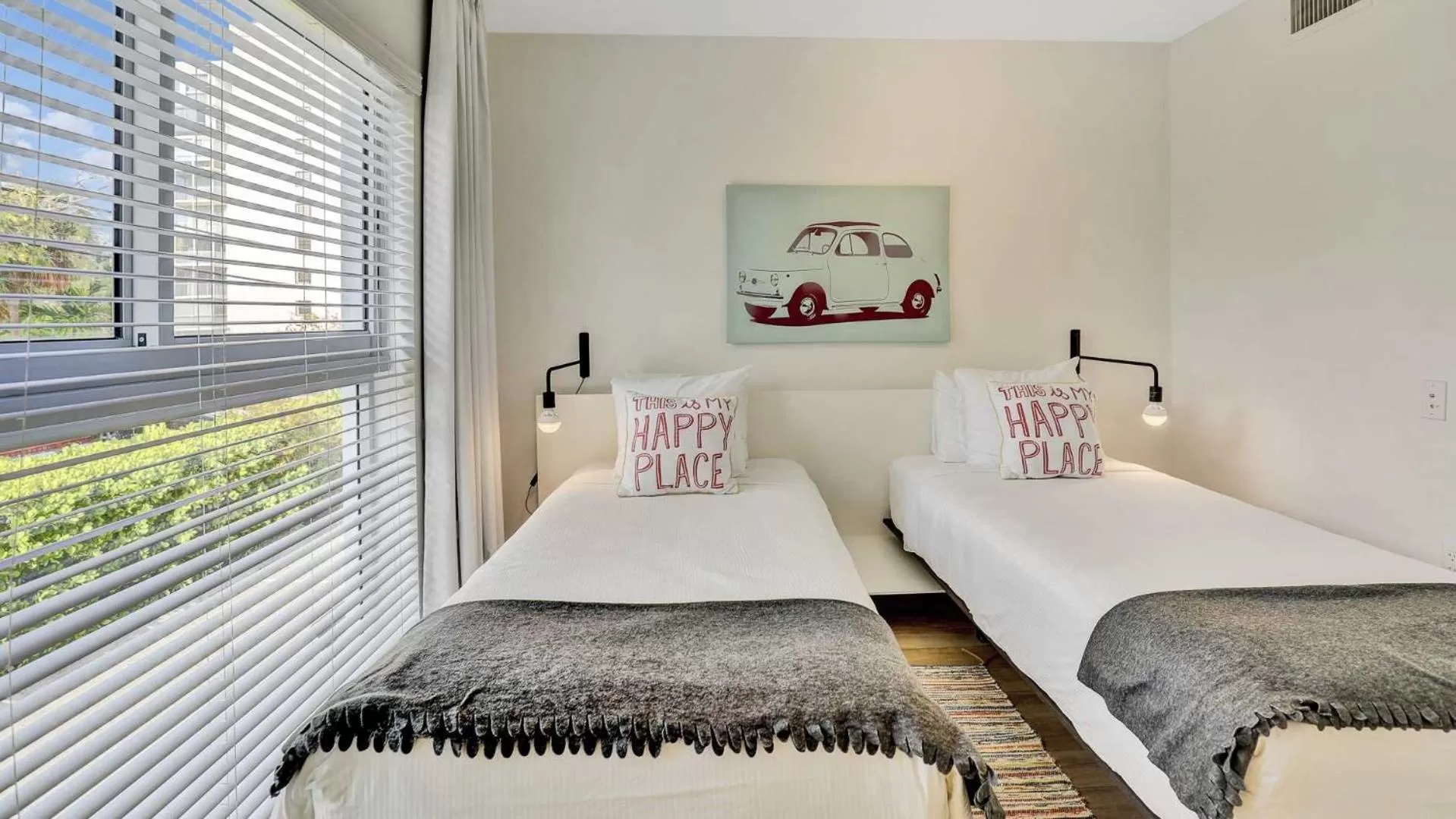 Bedroom, Bed in Beach Haus Key Biscayne Contemporary Apartments