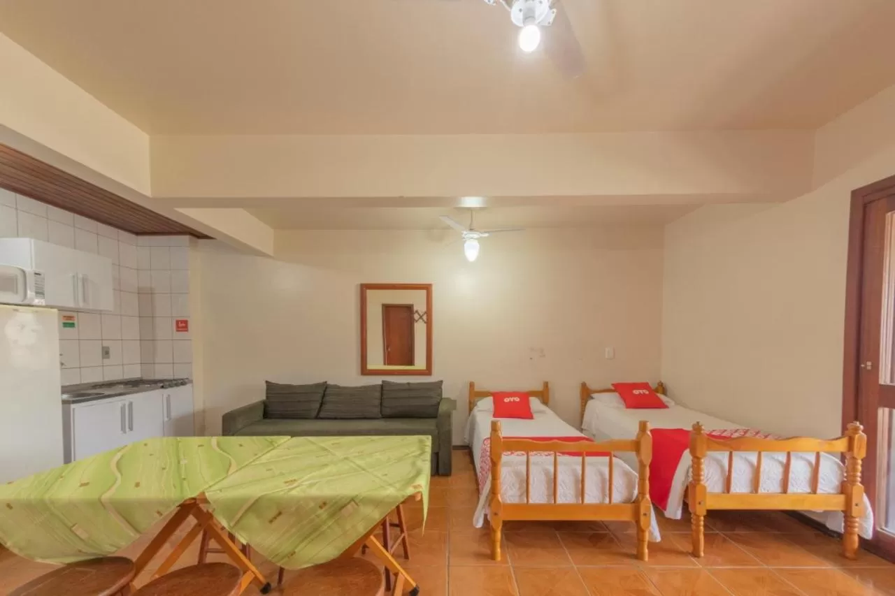 Seating area in Pousada Japeju