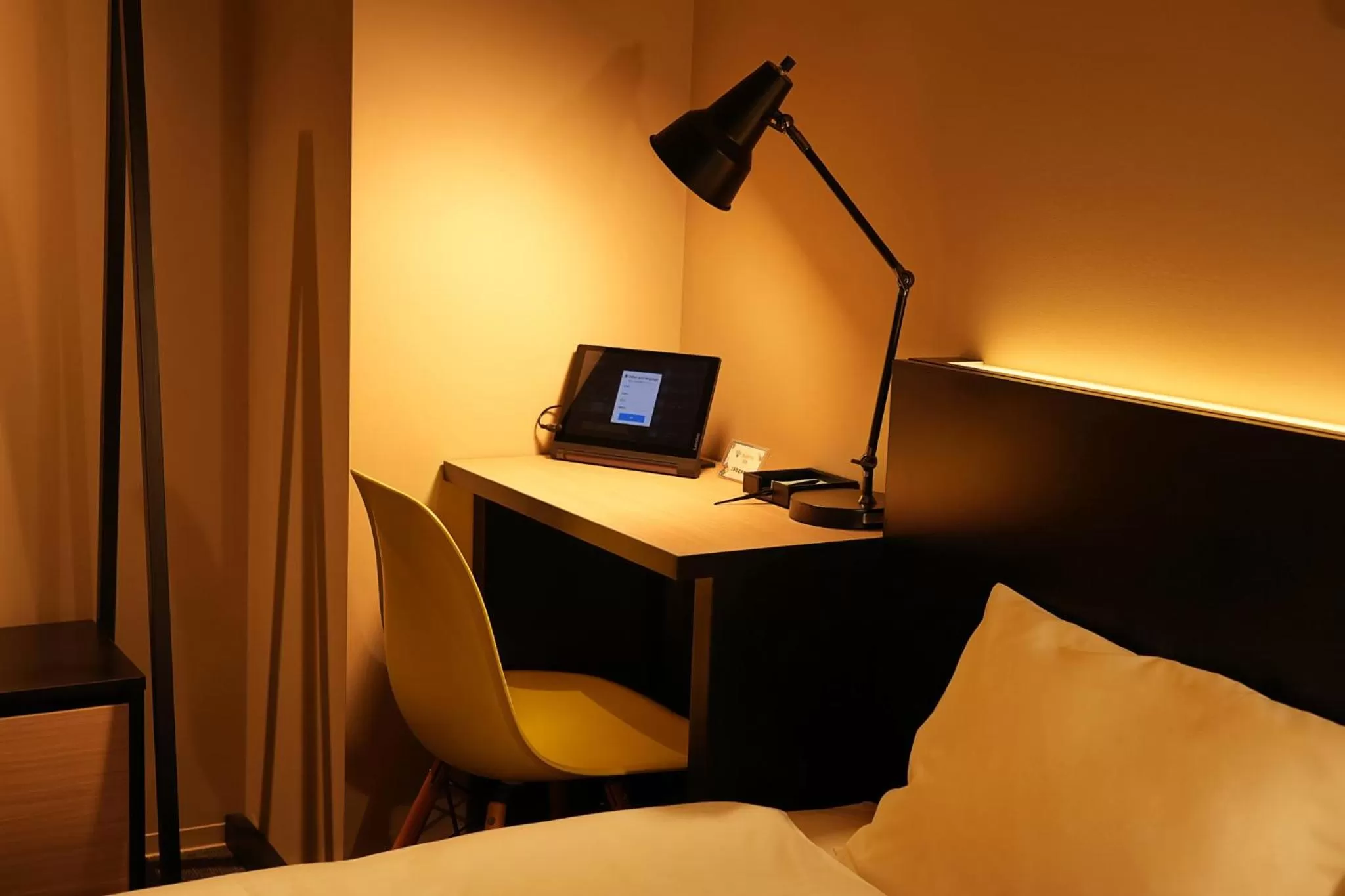 Bed, TV/Entertainment Center in NPlus Hotel Higashikanda-akihabara