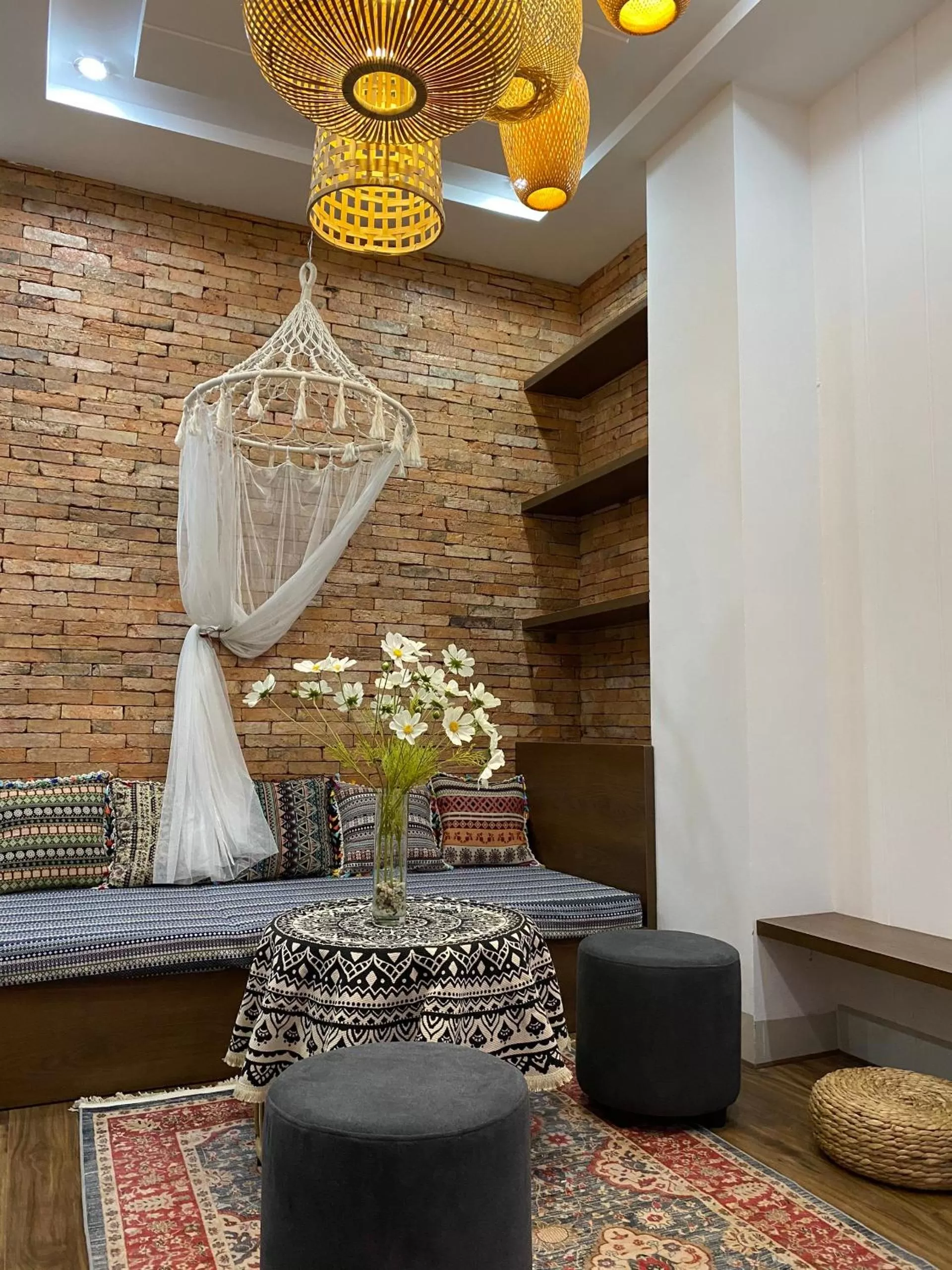 Seating Area in Emerald Boutique Stay 2