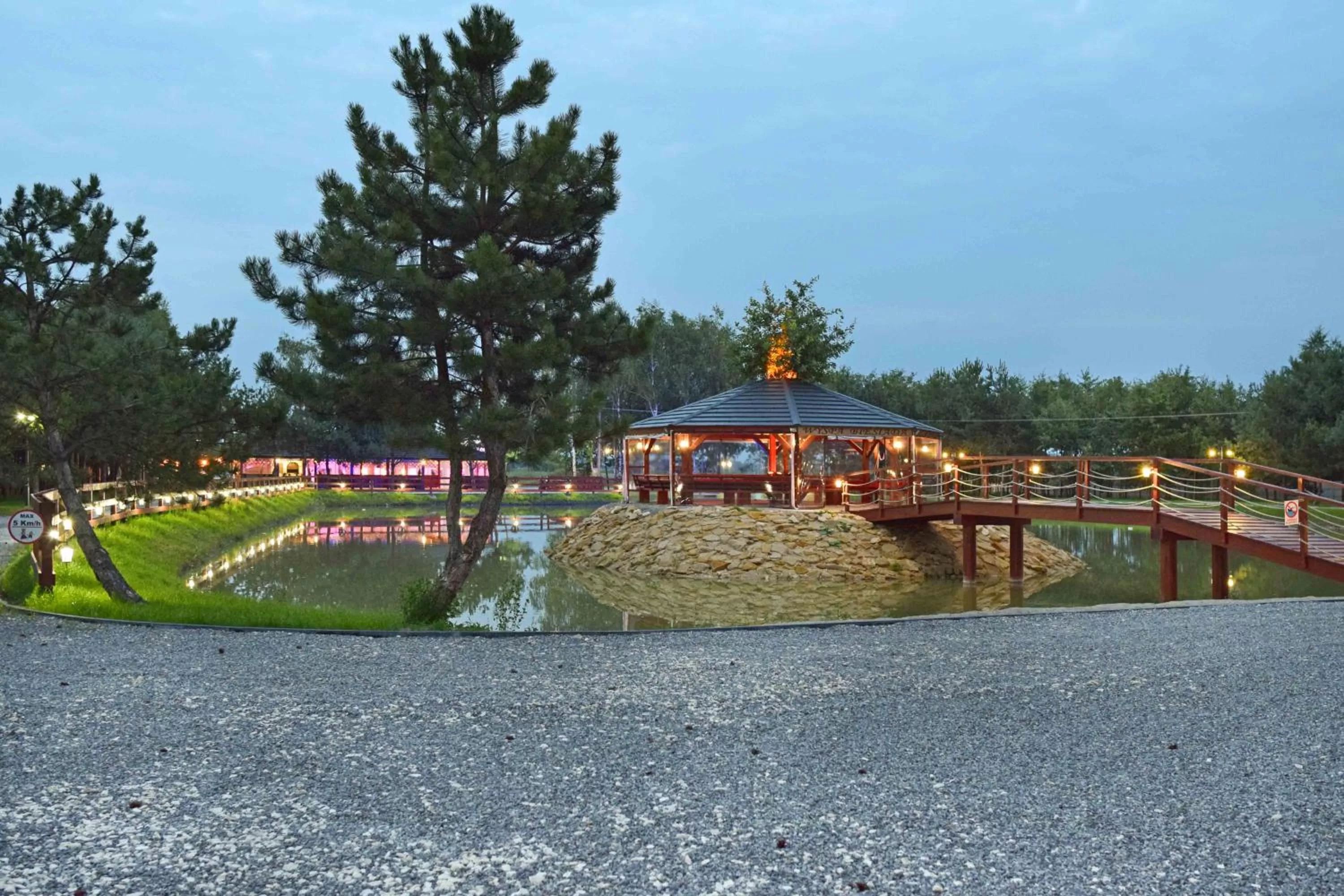 Spring in Rezydencja Elżbiecin