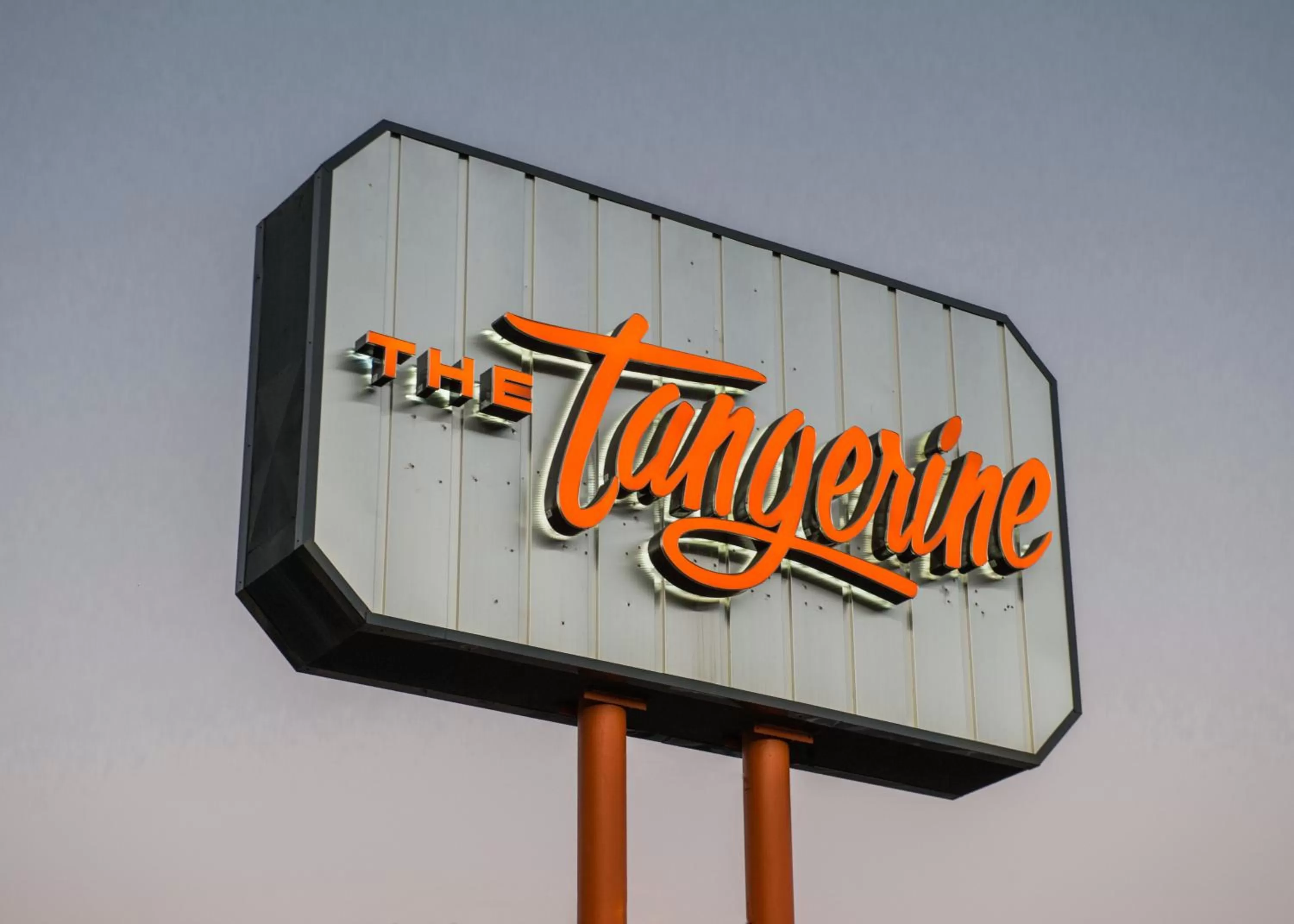 Logo/Certificate/Sign in The Tangerine - a Burbank Hotel