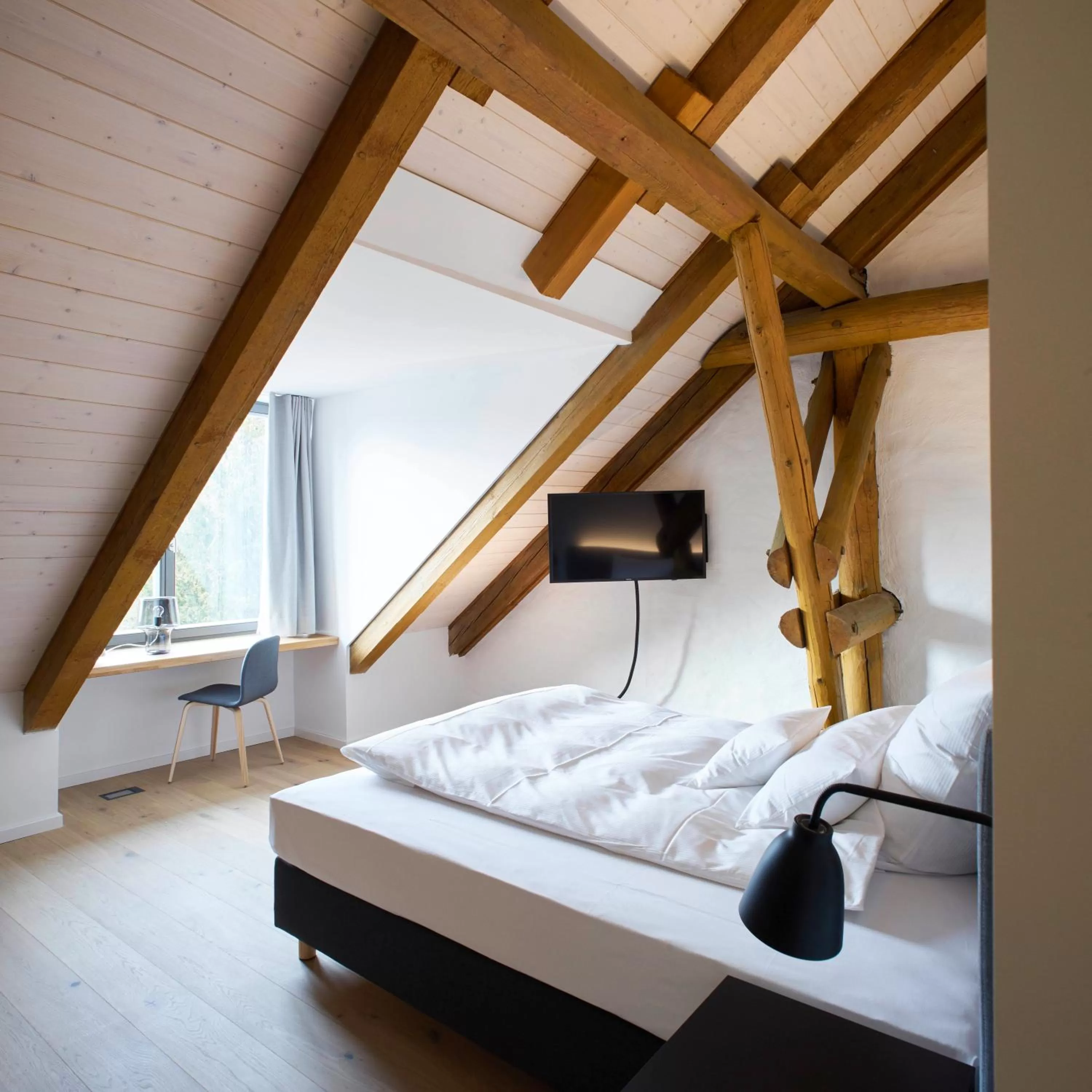 Photo of the whole room, Bed in meinwolfsburg hotel auf dem rittergut vormals Yard Boarding Hotel