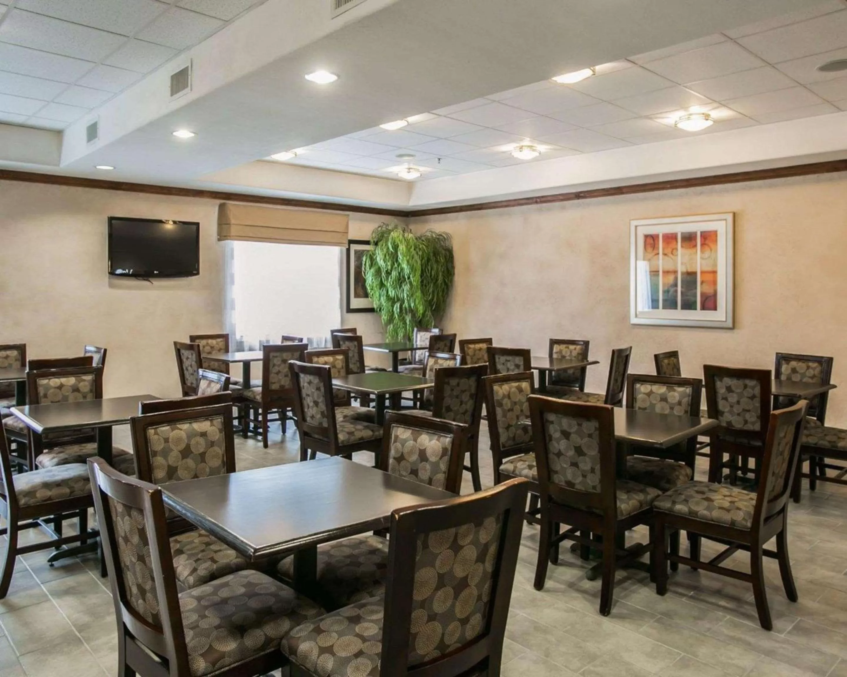 Restaurant/places to eat in Sleep Inn & Suites Hwy 290-NW Freeway