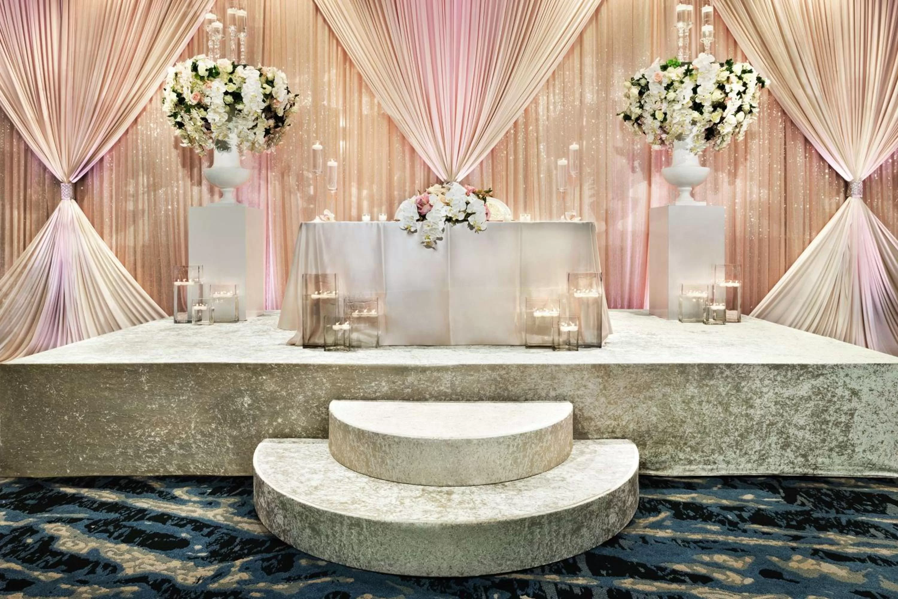 Meeting/conference room in DoubleTree by Hilton Chicago Magnificent Mile