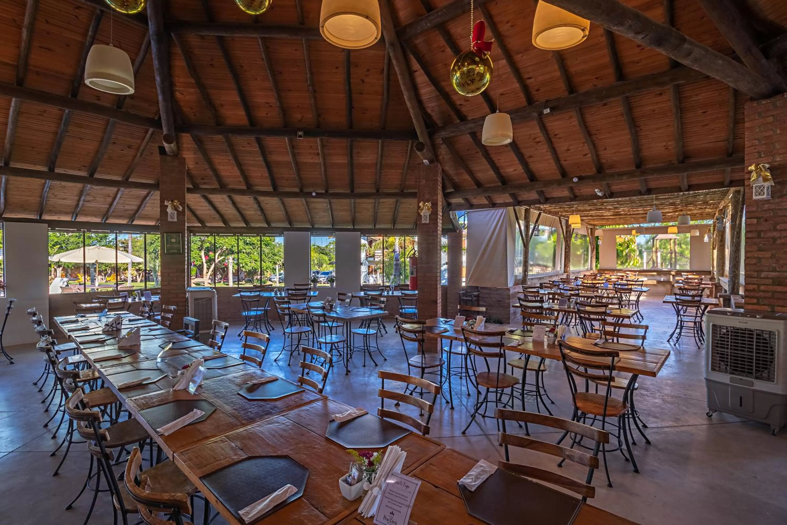 Restaurant/places to eat in Pousada Pé na Terra