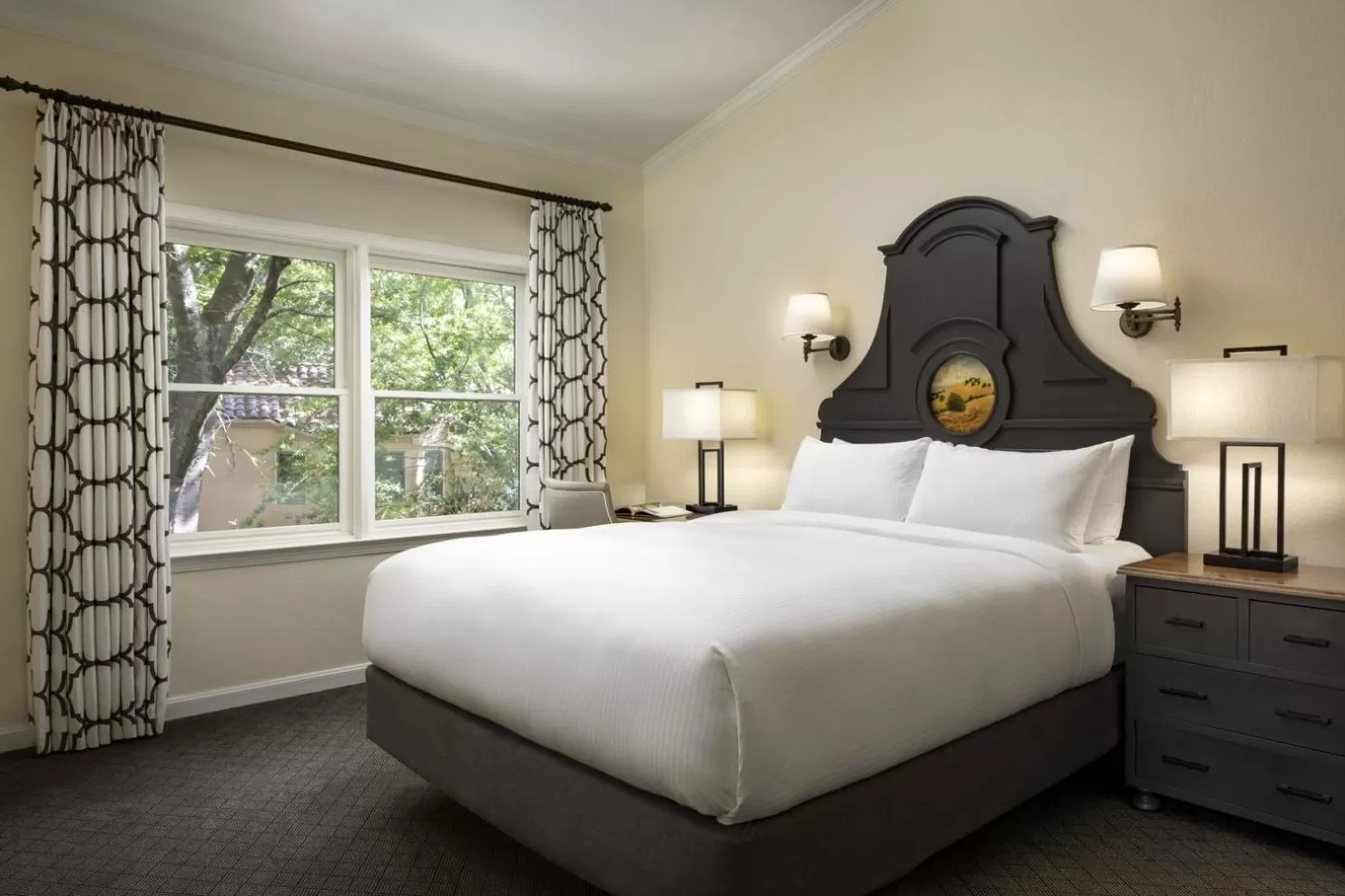 Bedroom, Bed in Fairmont Sonoma Mission Inn & Spa