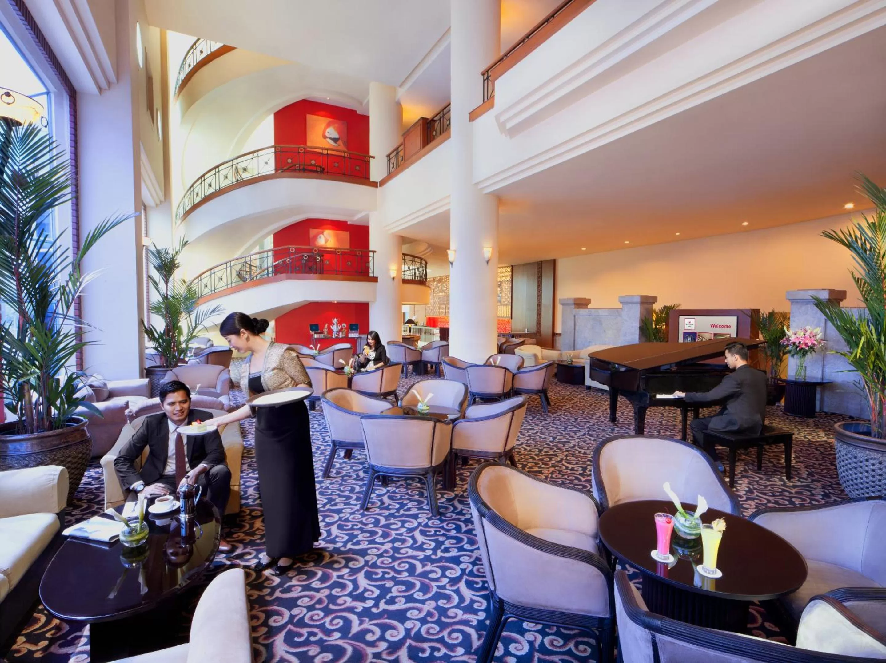 Lounge or bar in Millennium Hotel Sirih Jakarta