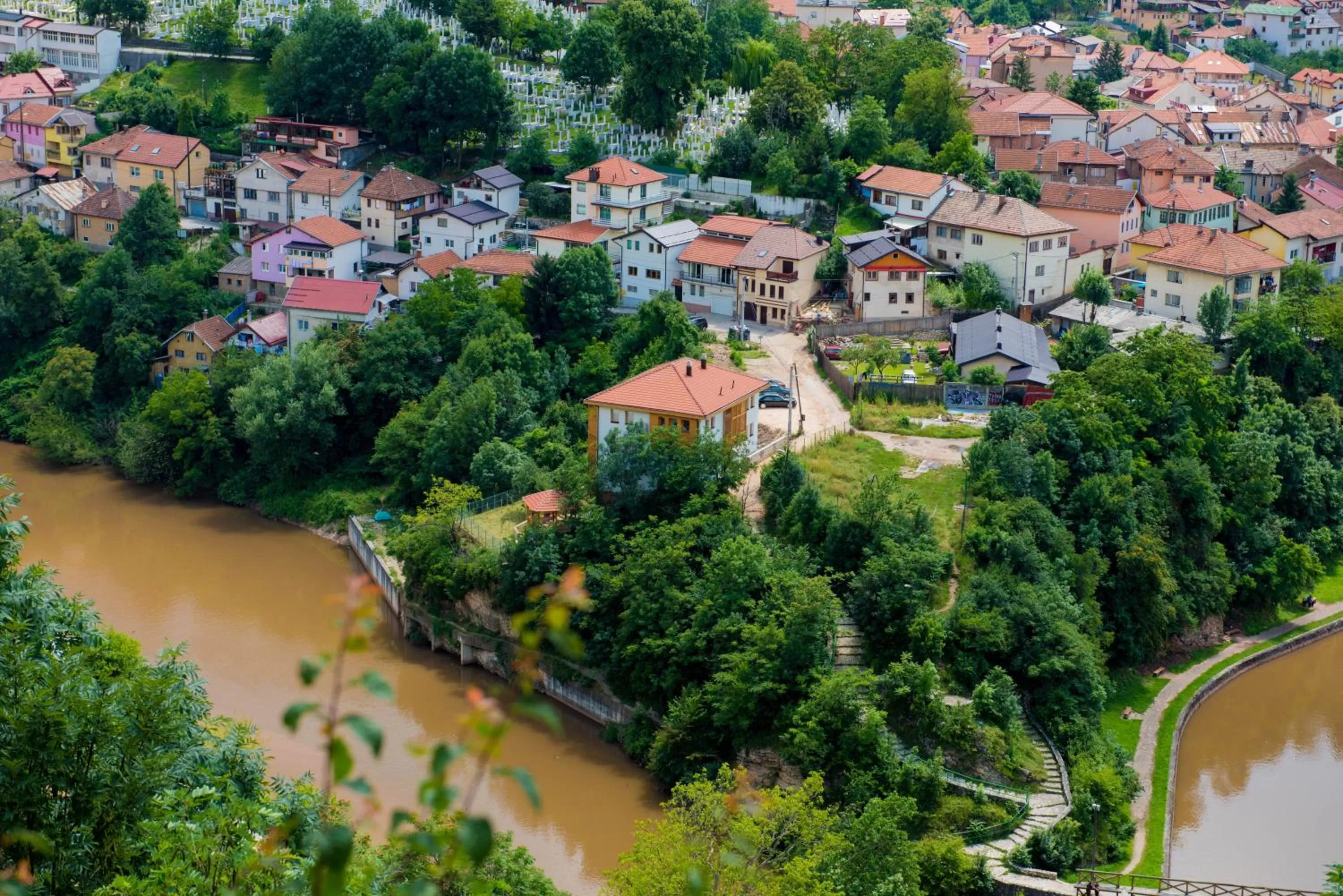 Bird's-eye View in Leader apartment