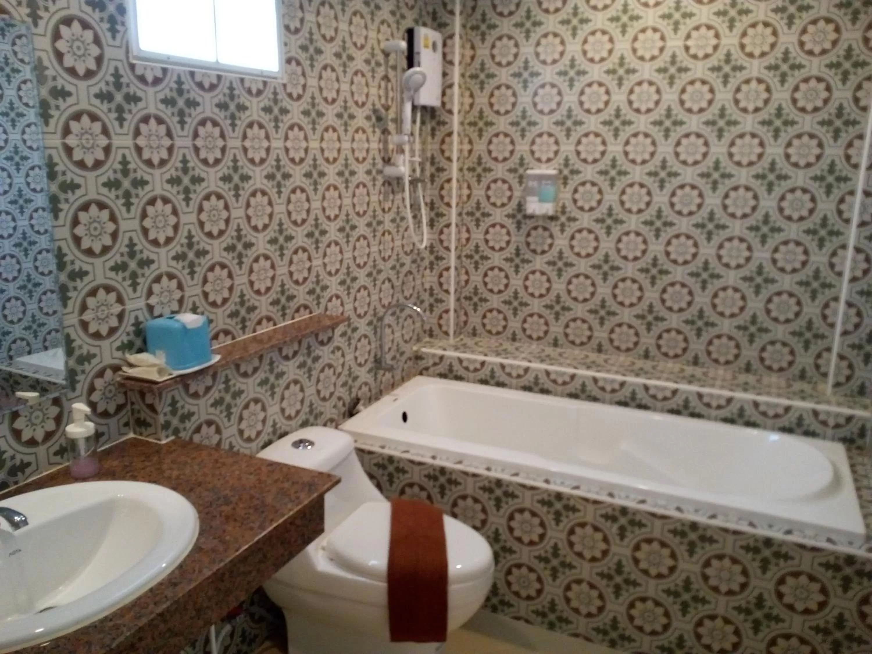 Bathroom in Fancy Carp Resort