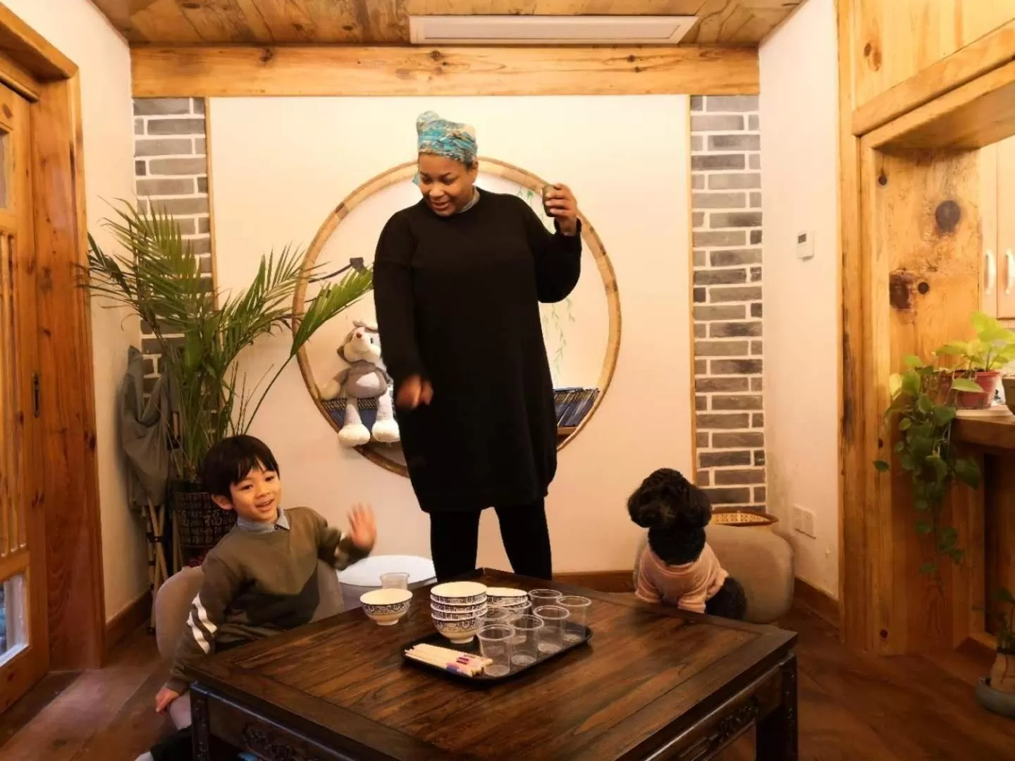 People in Yuelu Homestay