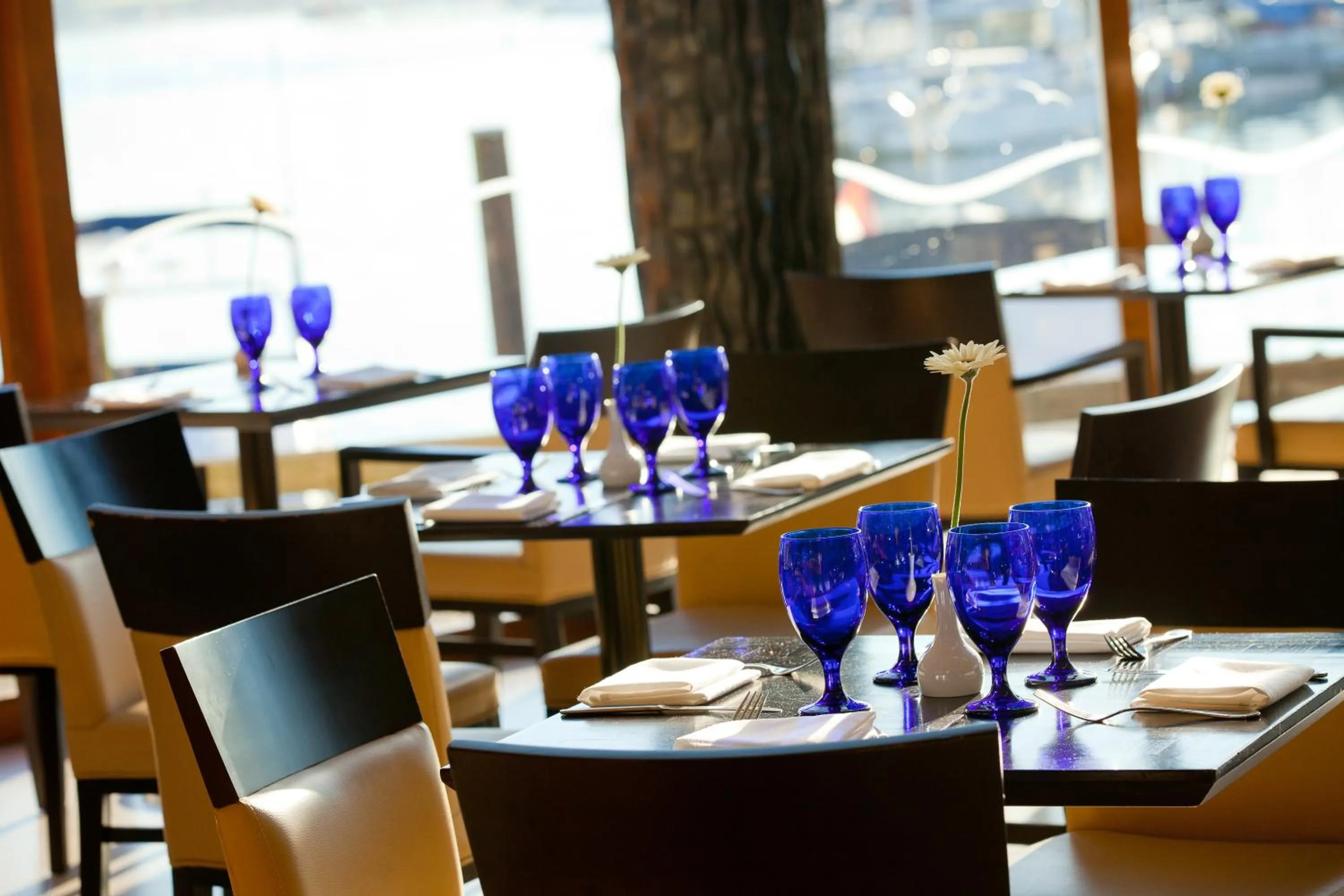 Restaurant/places to eat in Granville Island Hotel