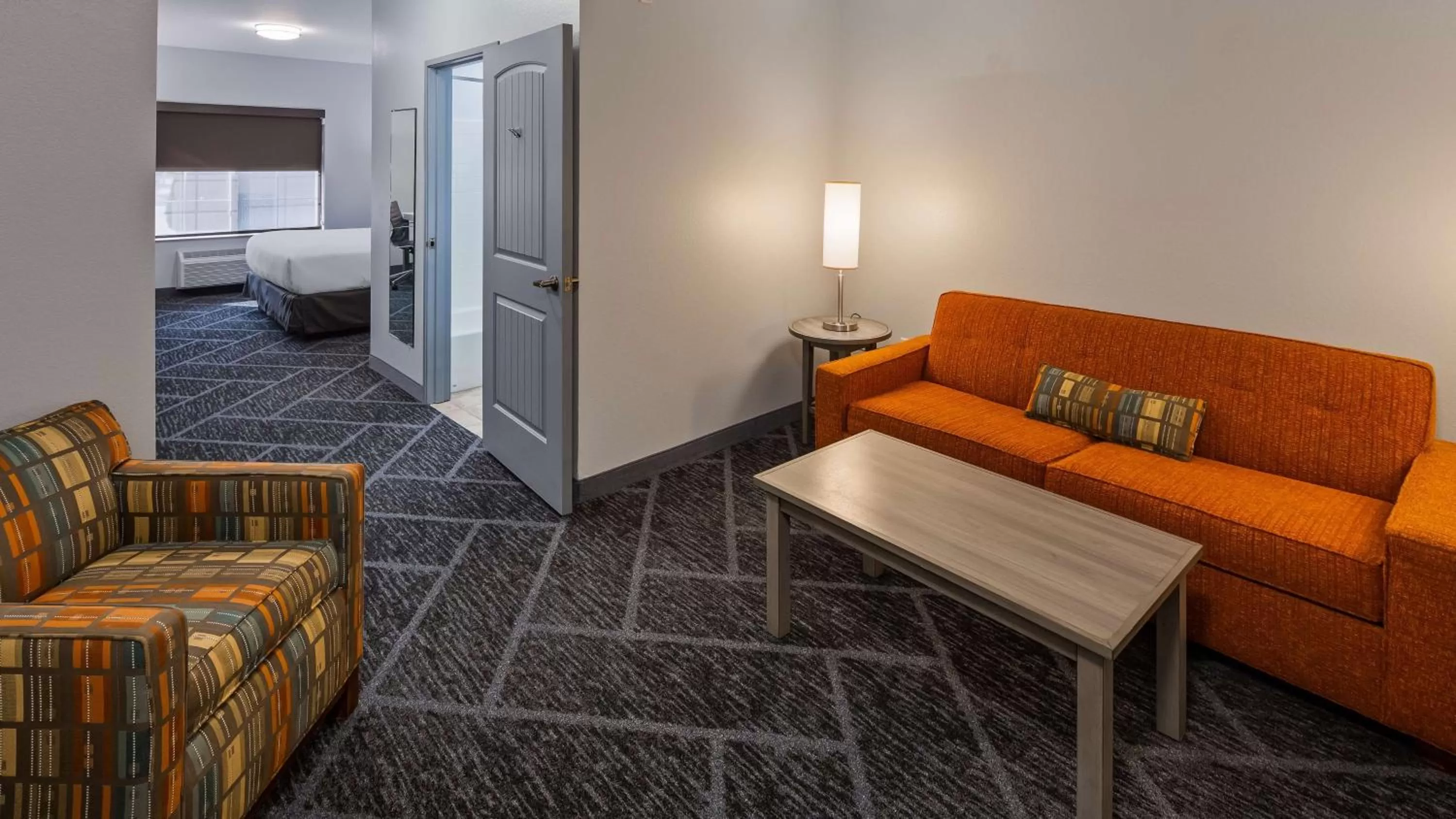 King Suite with Sofa Bed in Best Western Plus Appleton Airport Mall Hotel