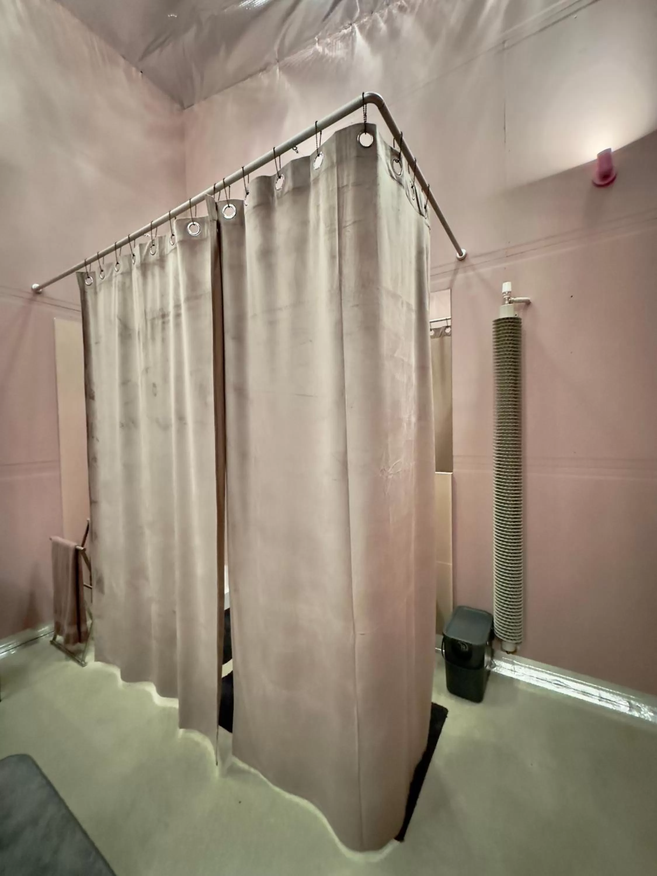 Bathroom in Hotel 49