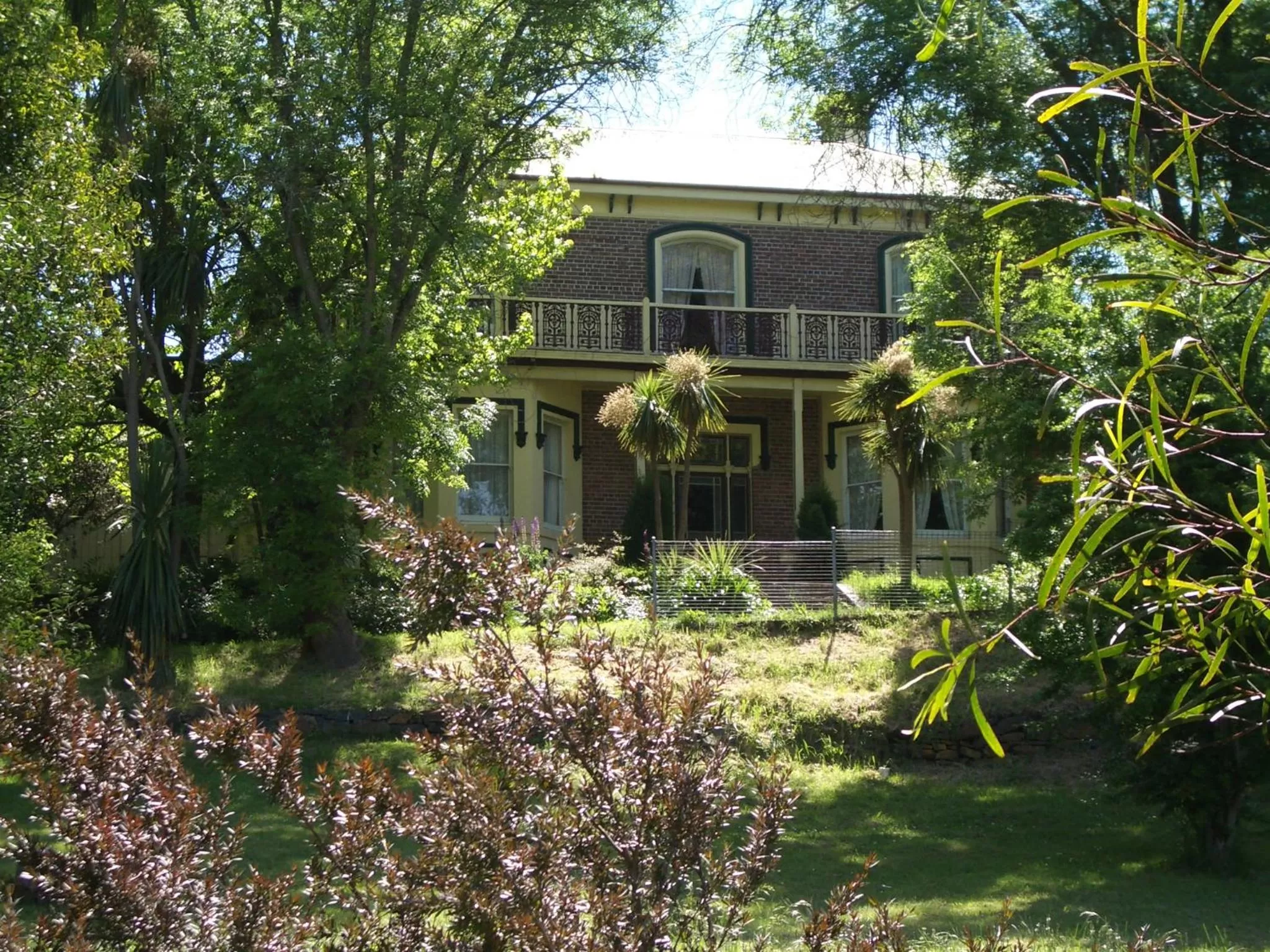 Facade/entrance in Lucinda B&B