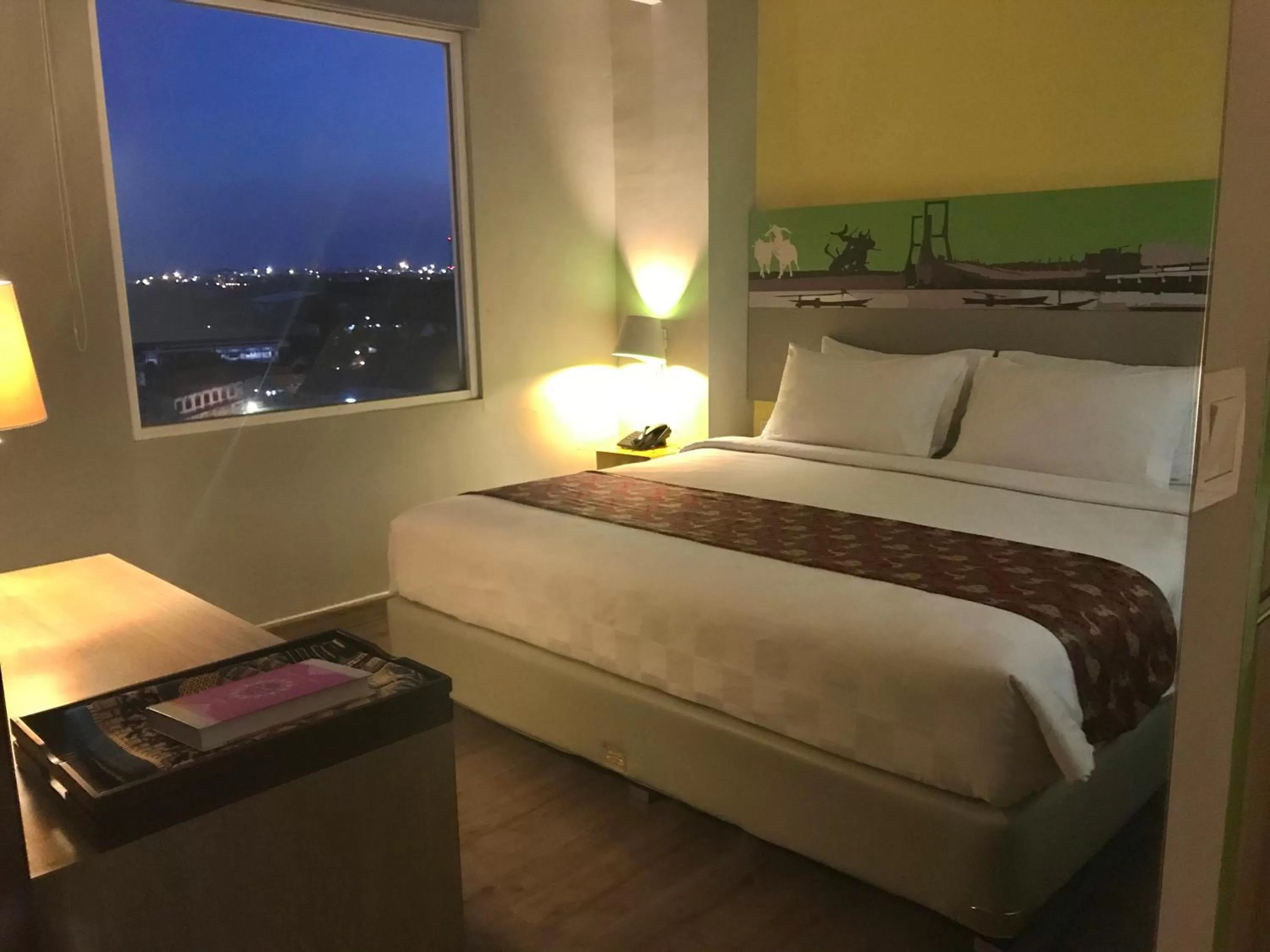 Bedroom, Bed in KHAS Surabaya