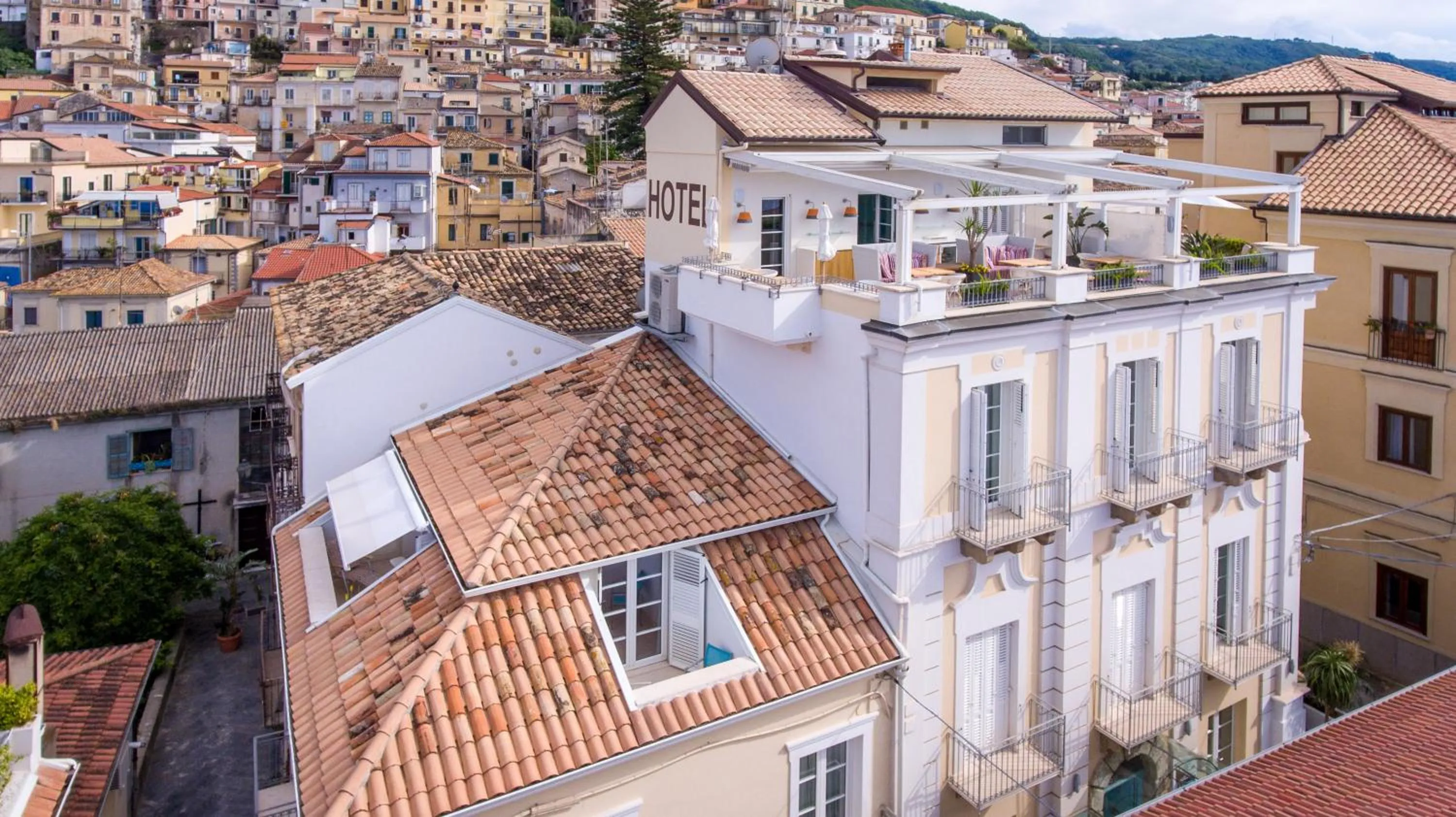 Bird's eye view in Piccolo Grand Hotel