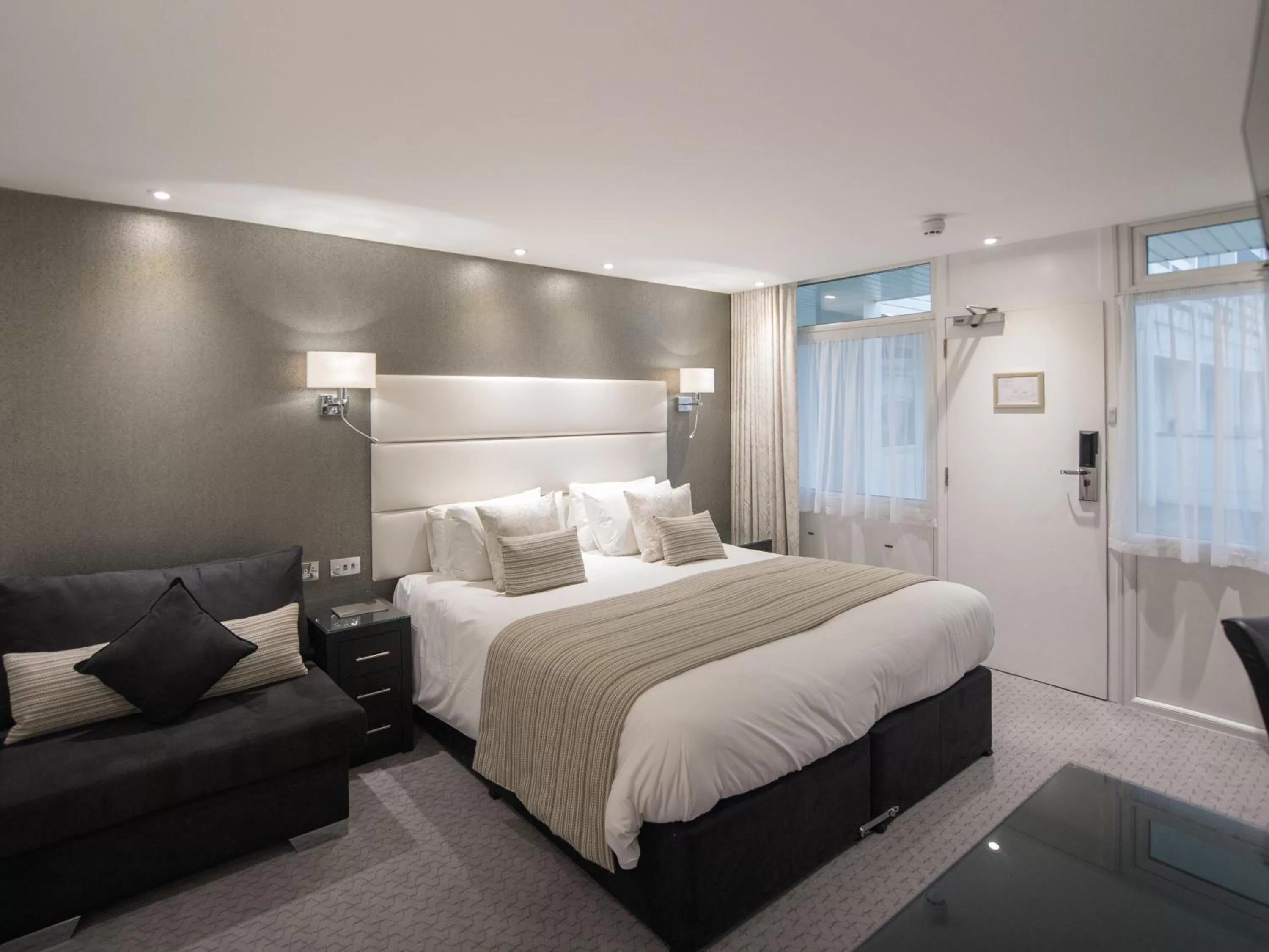 Bed in The Barnstaple Hotel