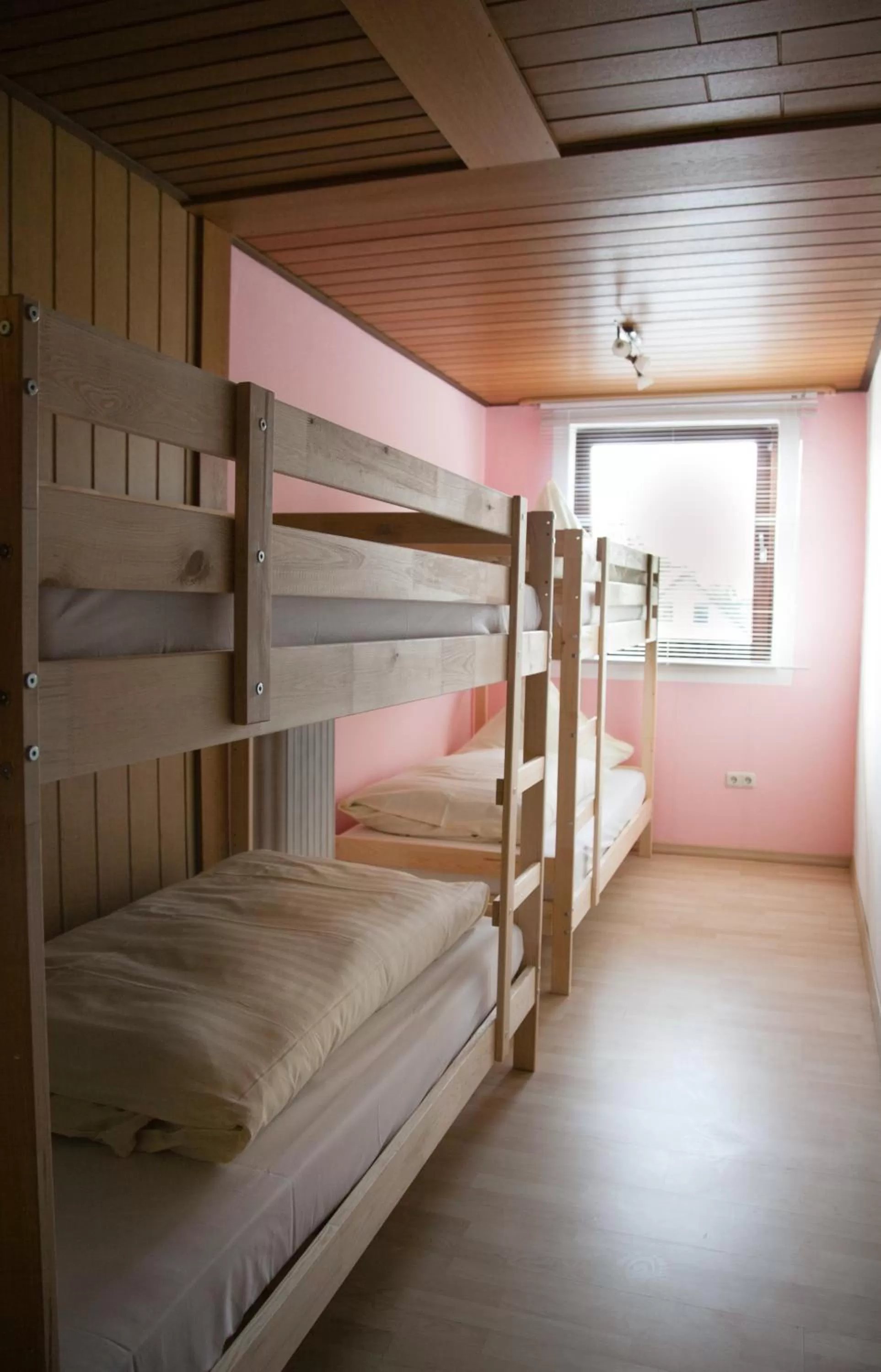 bunk bed, Bed in Herzog's Ulsterbrücke Garni Hotel