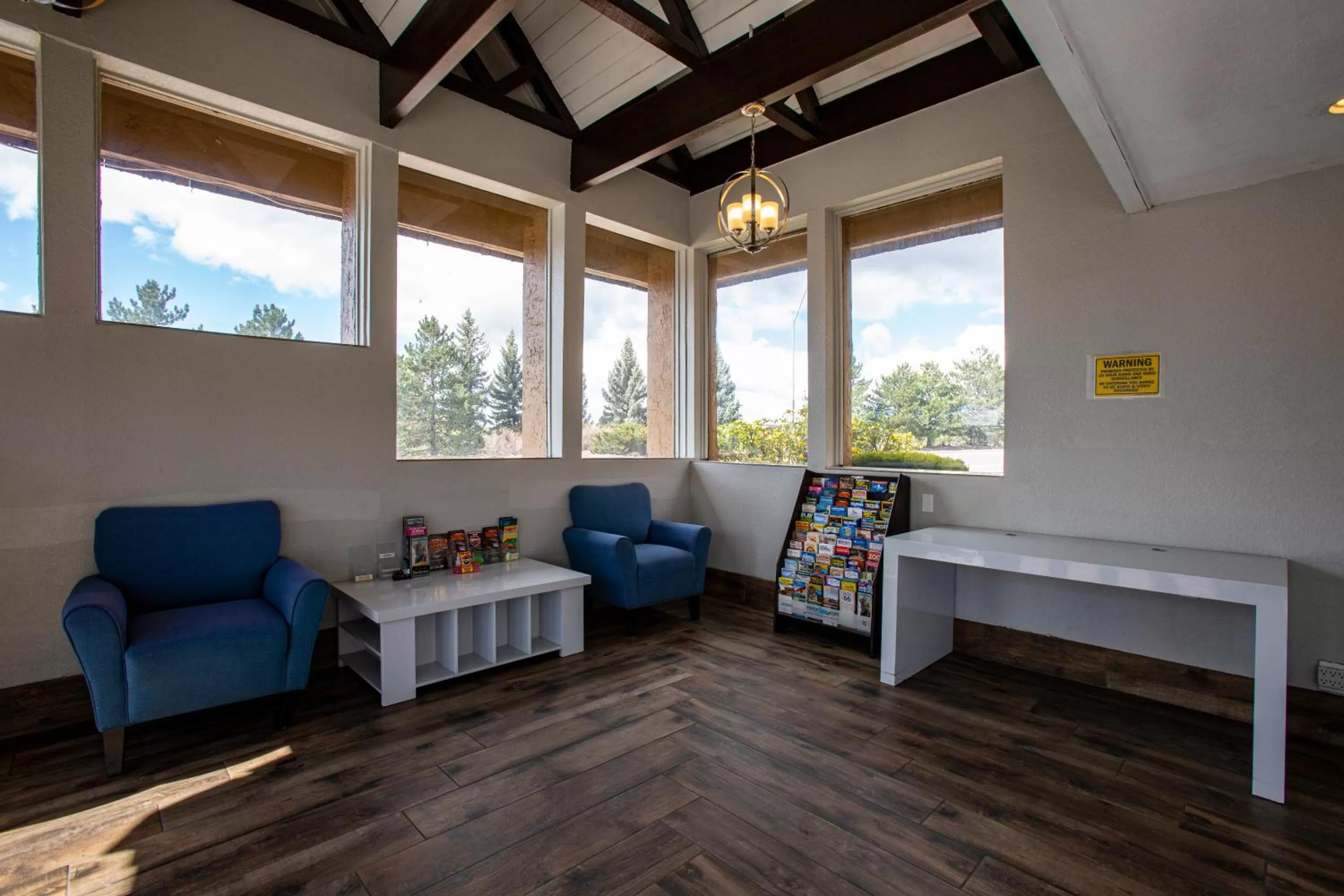 Lobby or reception in Hotel Aspen Flagstaff/ Grand Canyon InnSuites