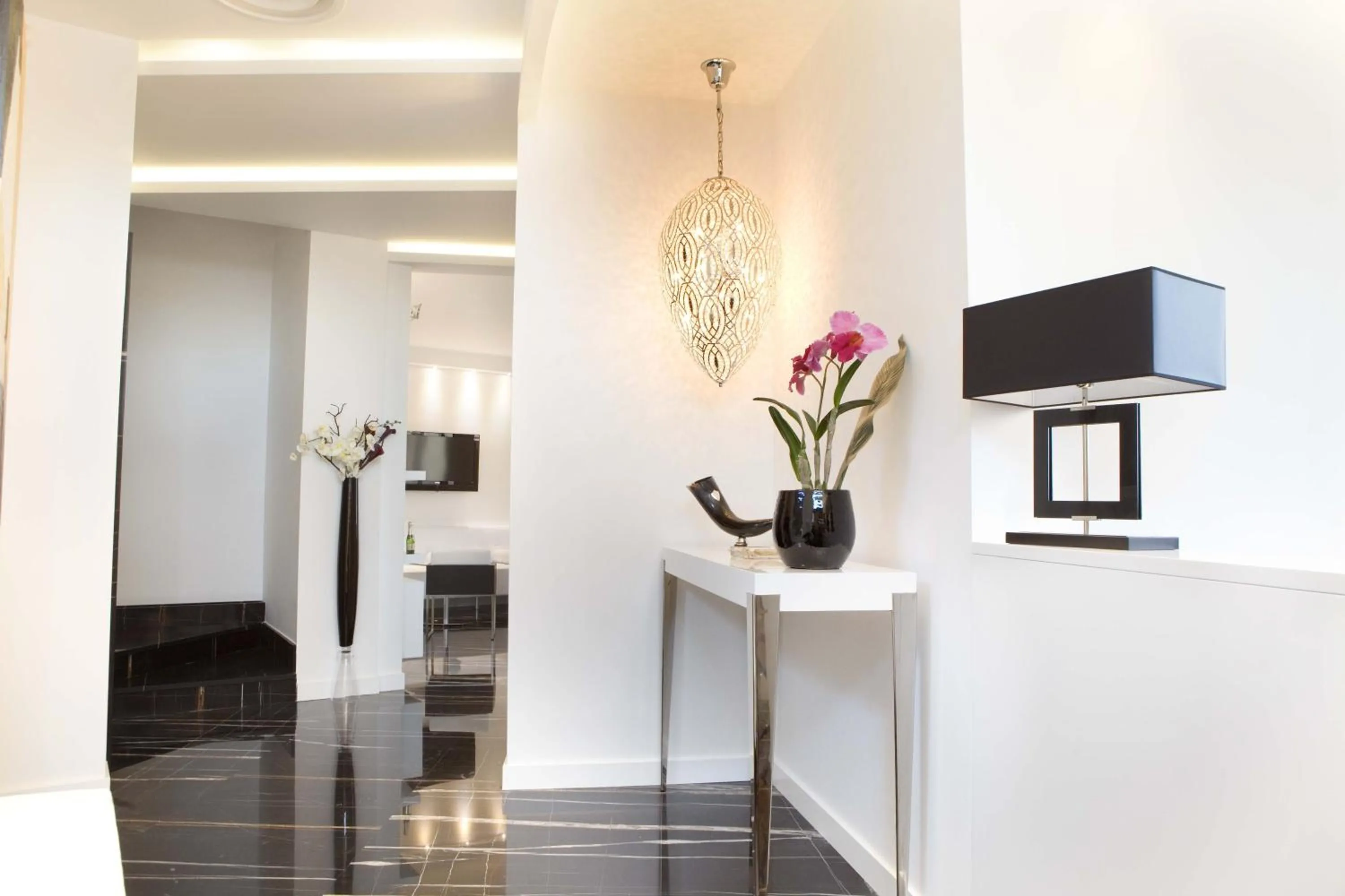 Photo of the whole room in Hotel Exclusive