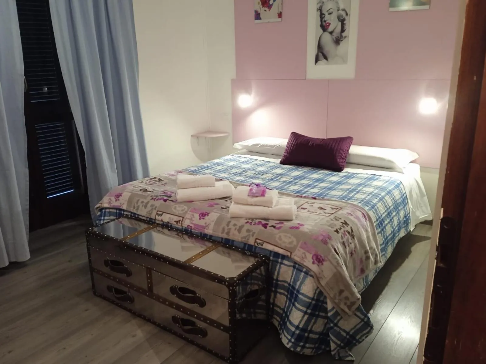 Bedroom in Megaride Guest House