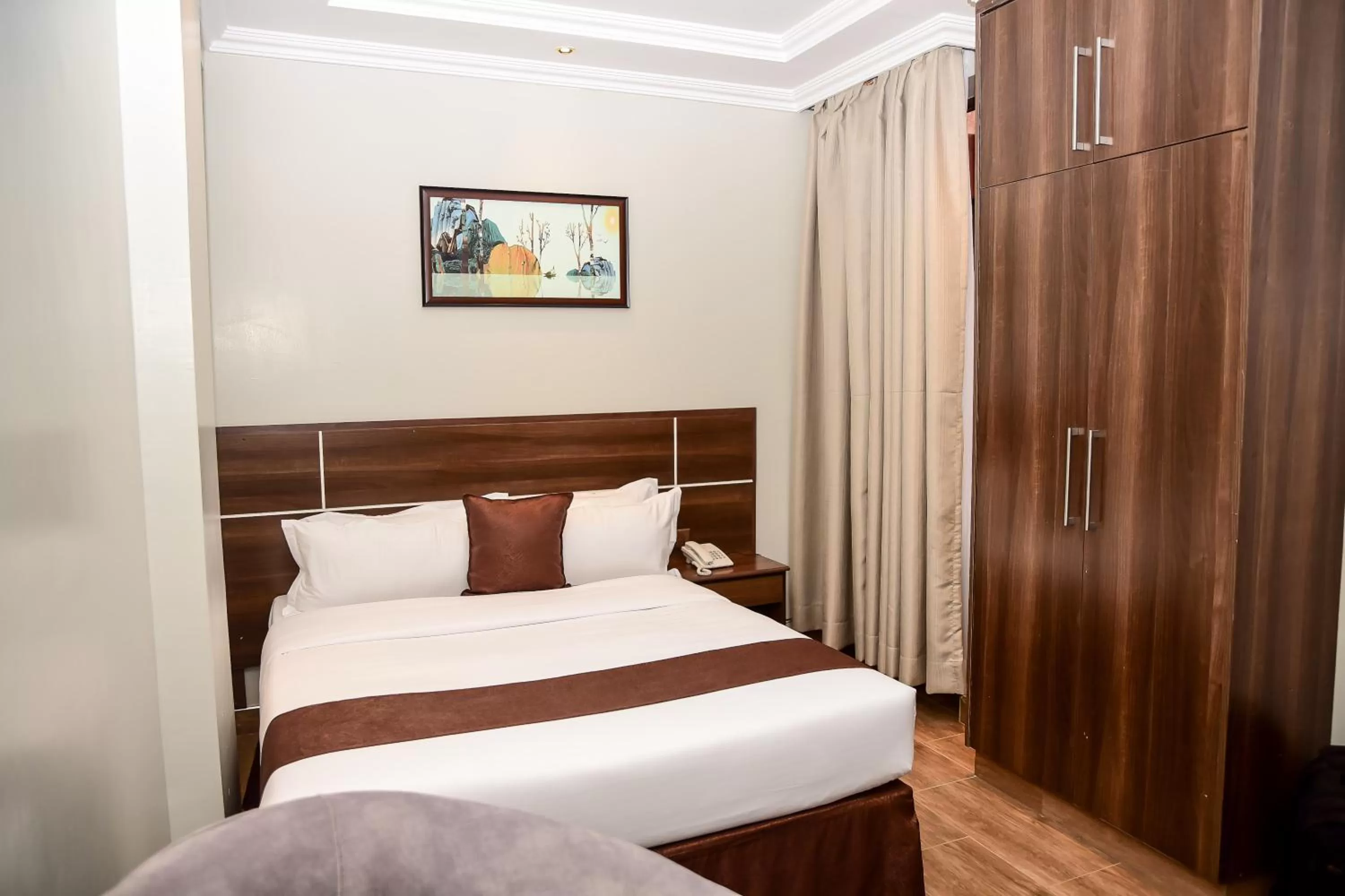 Bed in LA BEILA HOTEL MERU