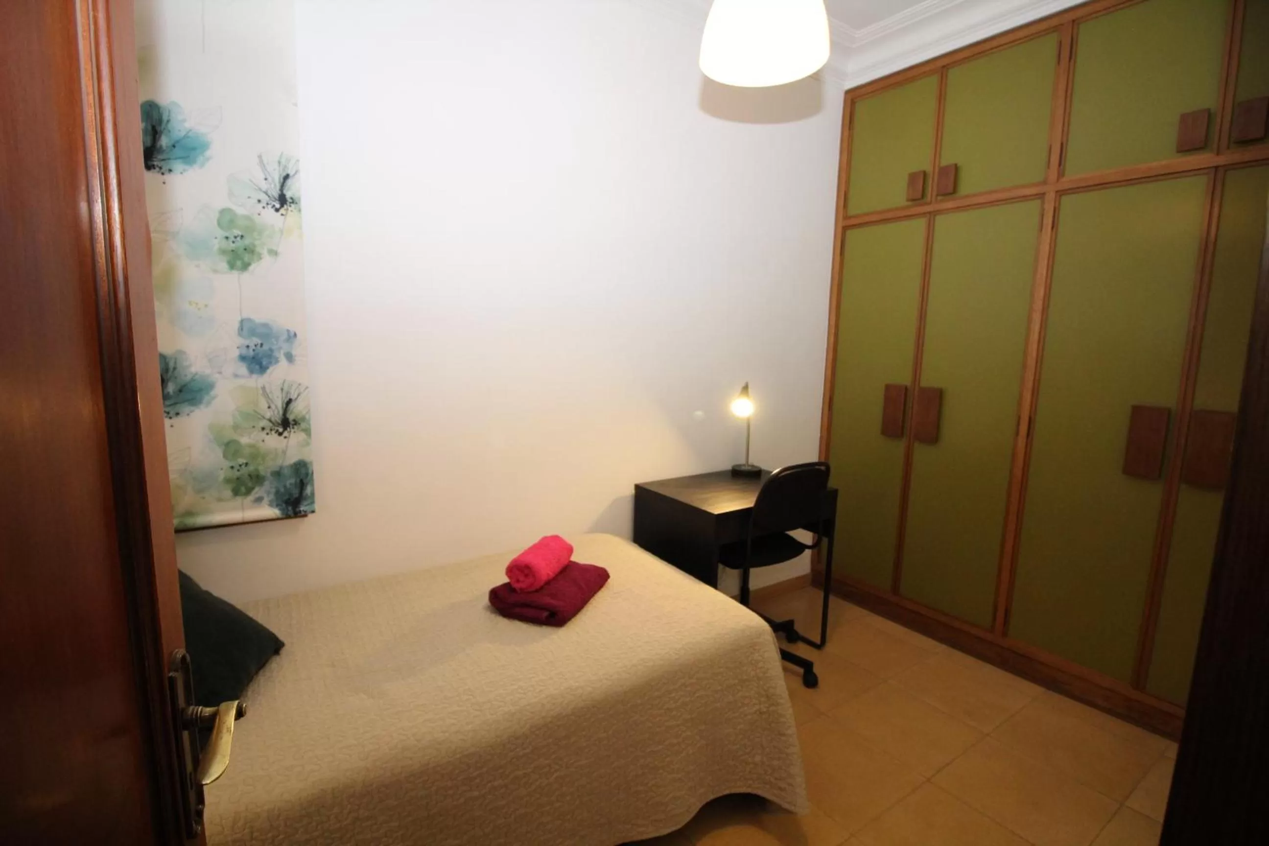 Bed in Nuevo Balmes Habitaciones