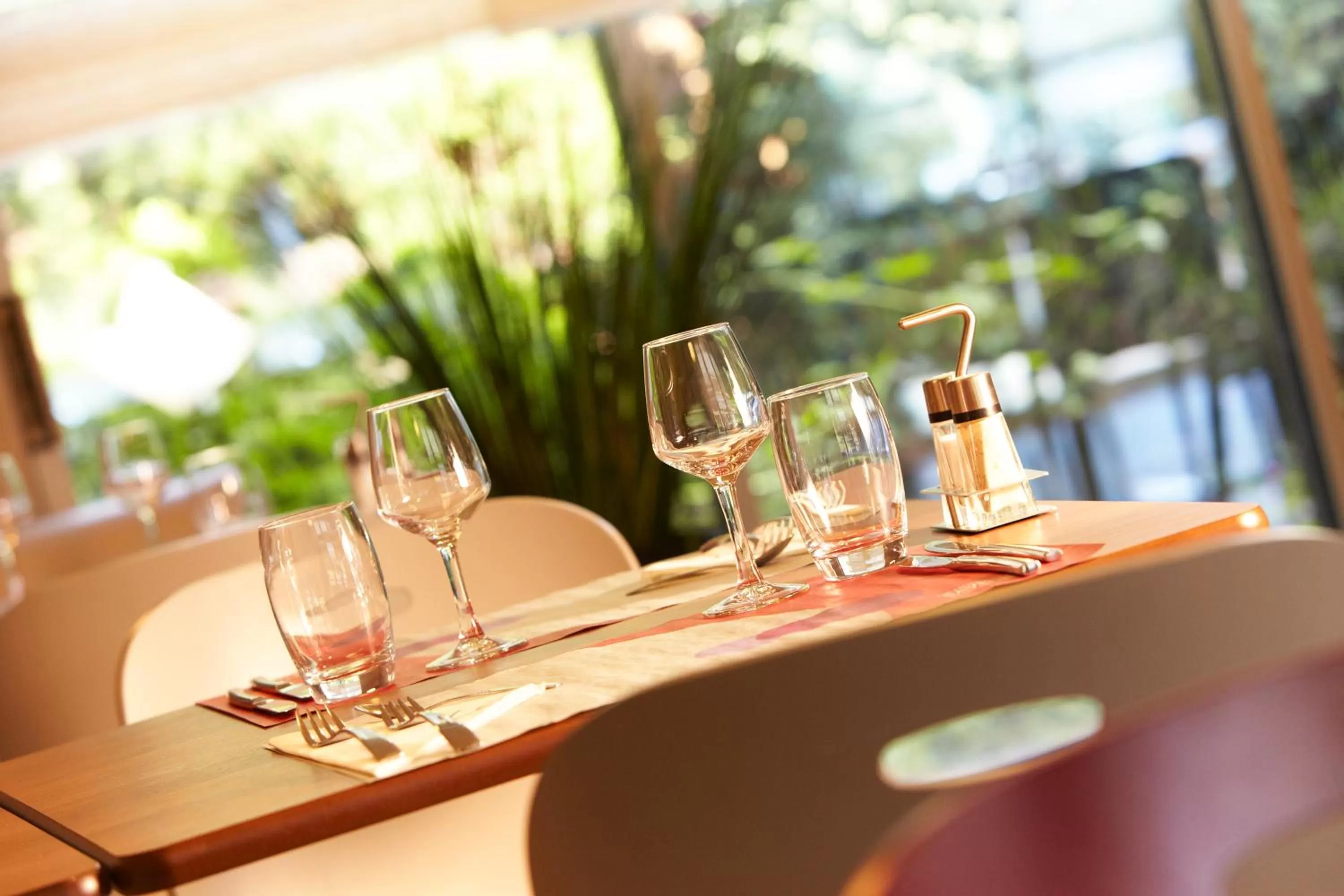 Restaurant/places to eat in Campanile Gueret