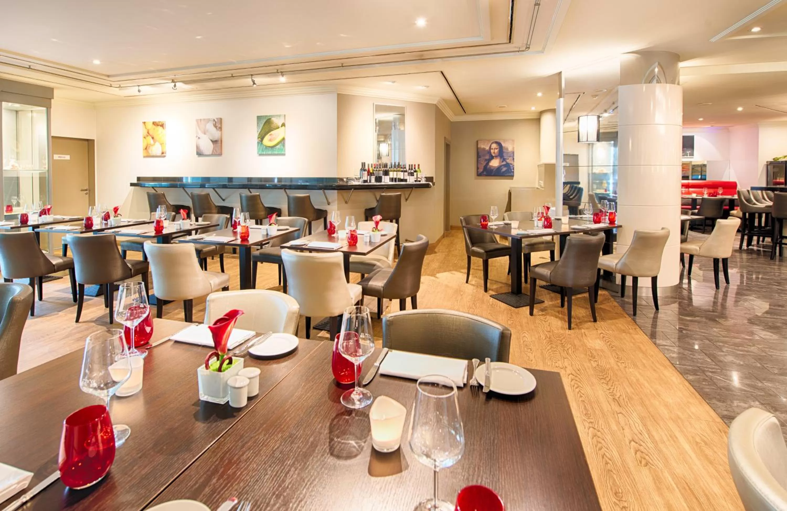 Restaurant/places to eat in Leonardo Royal Hotel Düsseldorf Königsallee