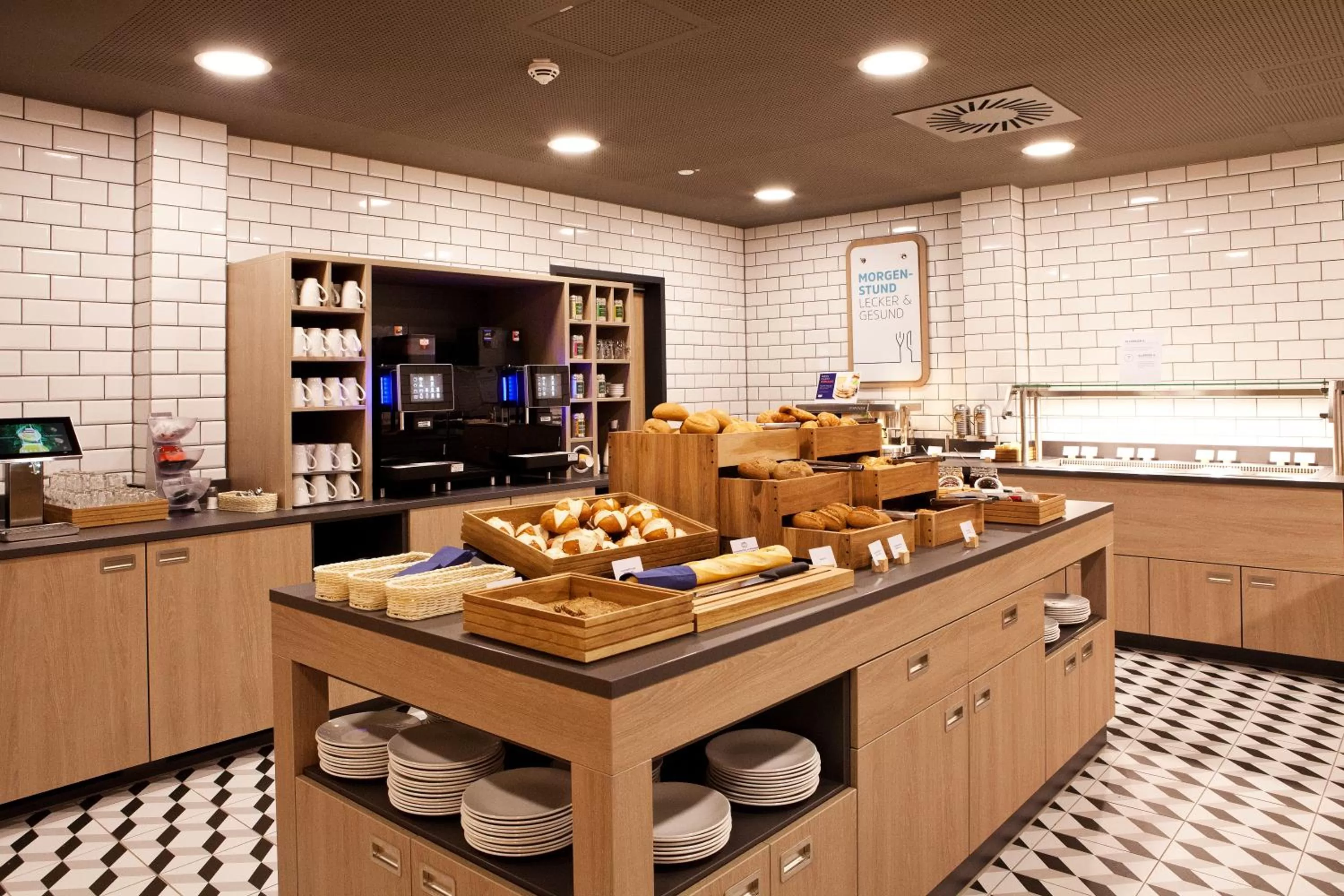 Restaurant/places to eat in Holiday Inn Express - Trier by IHG