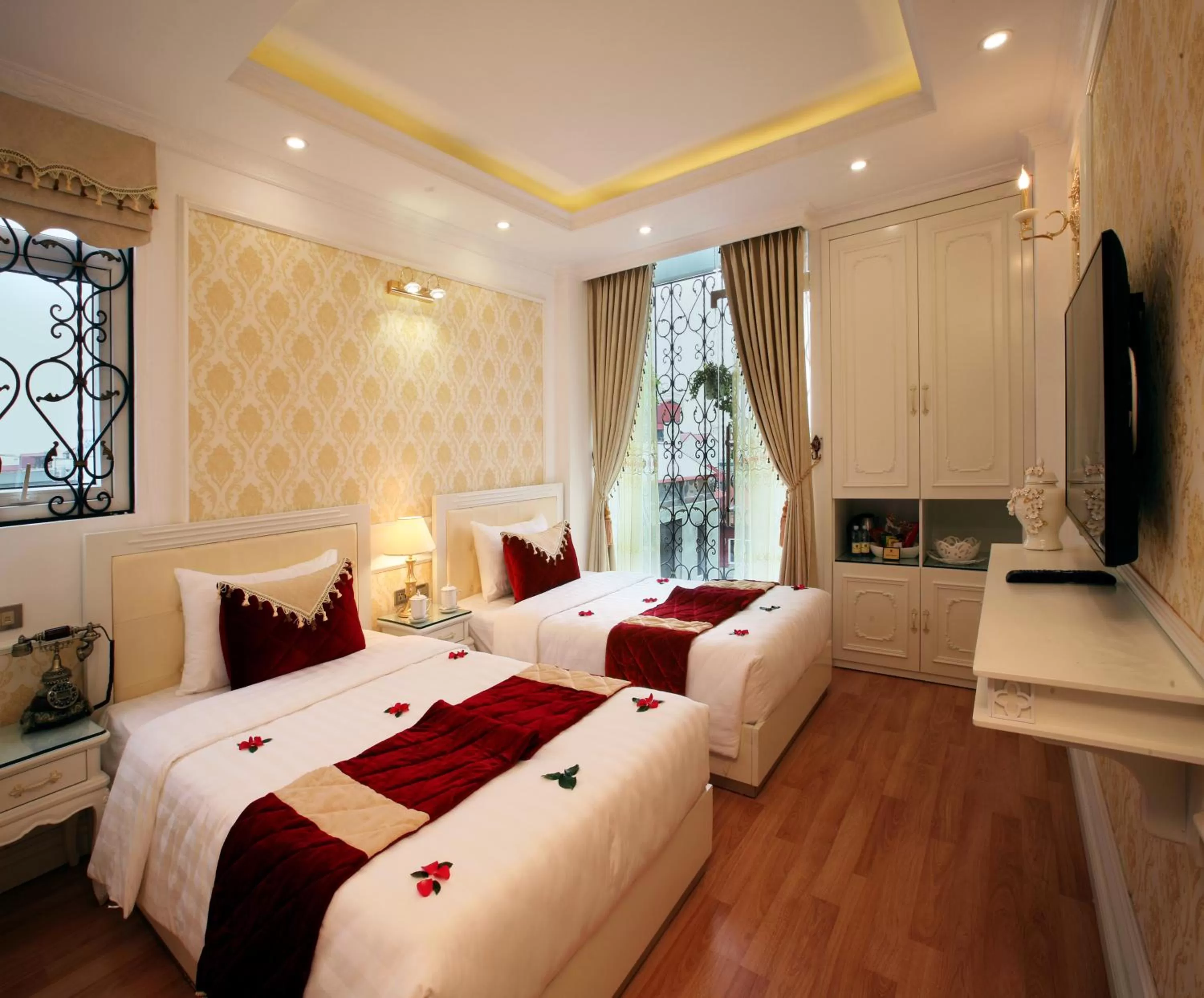 Bed in Hanoi Hotel Royal