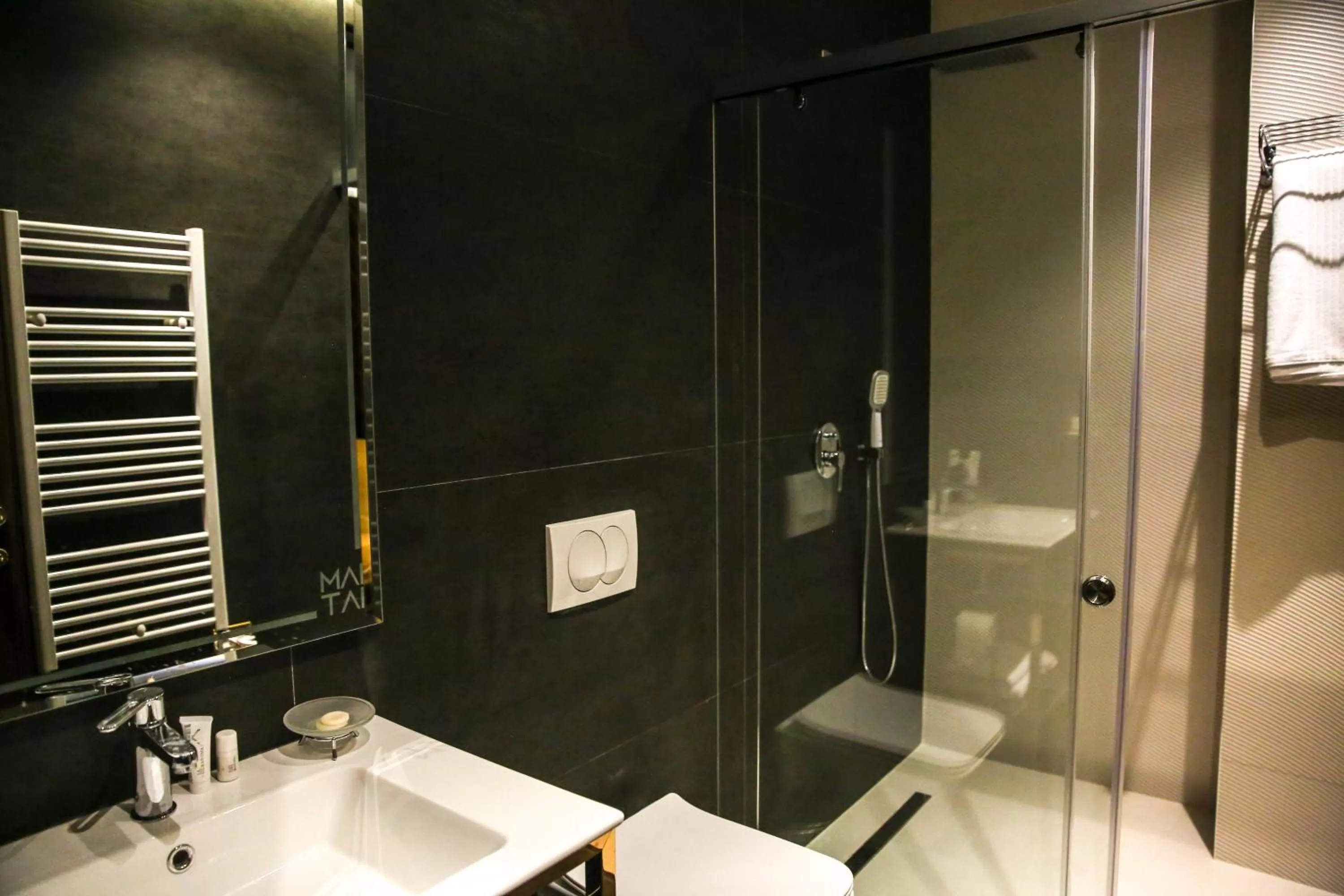 Bathroom in Mai Tai Resort