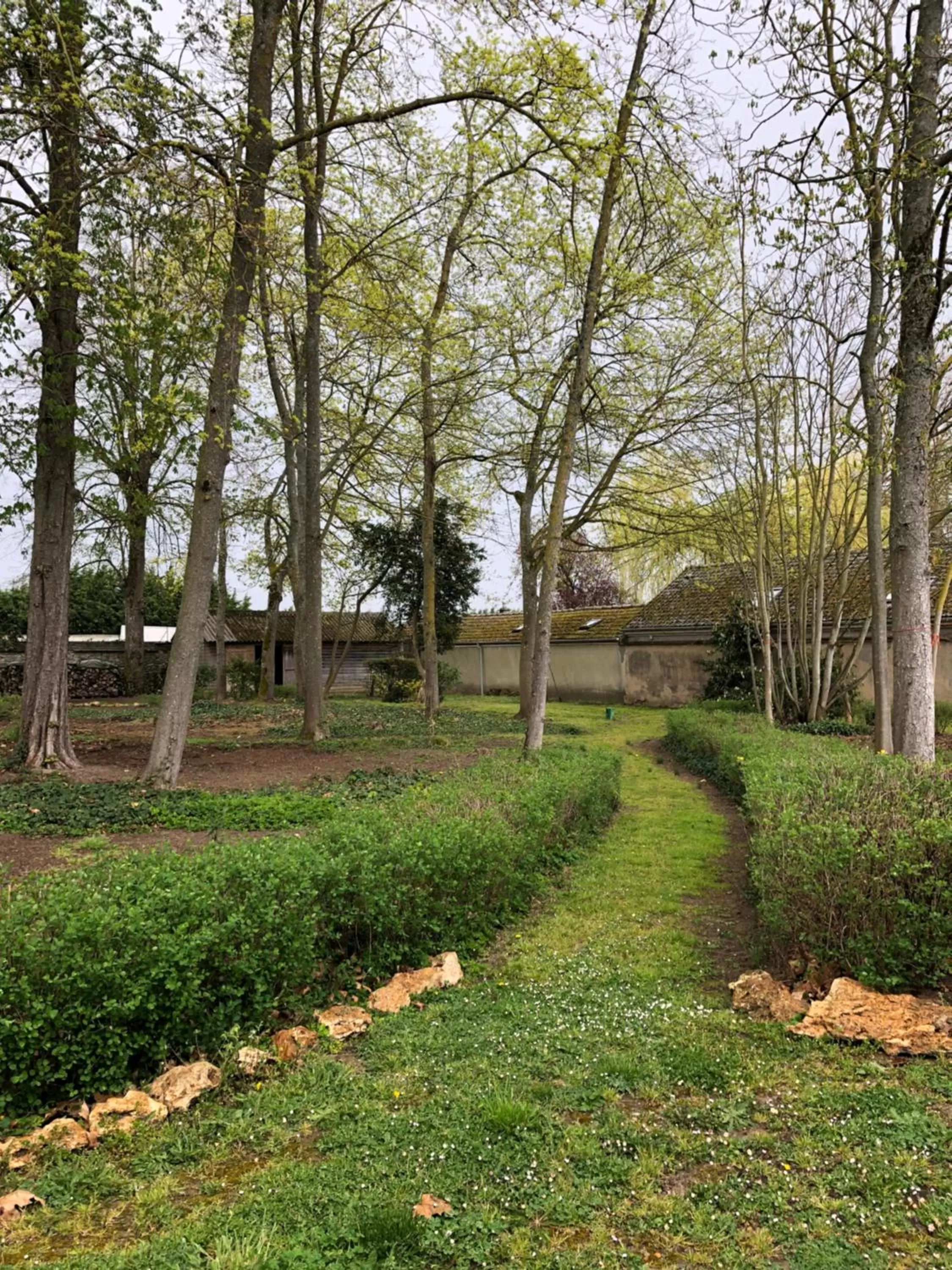 Garden in La plaine de l'Angelus