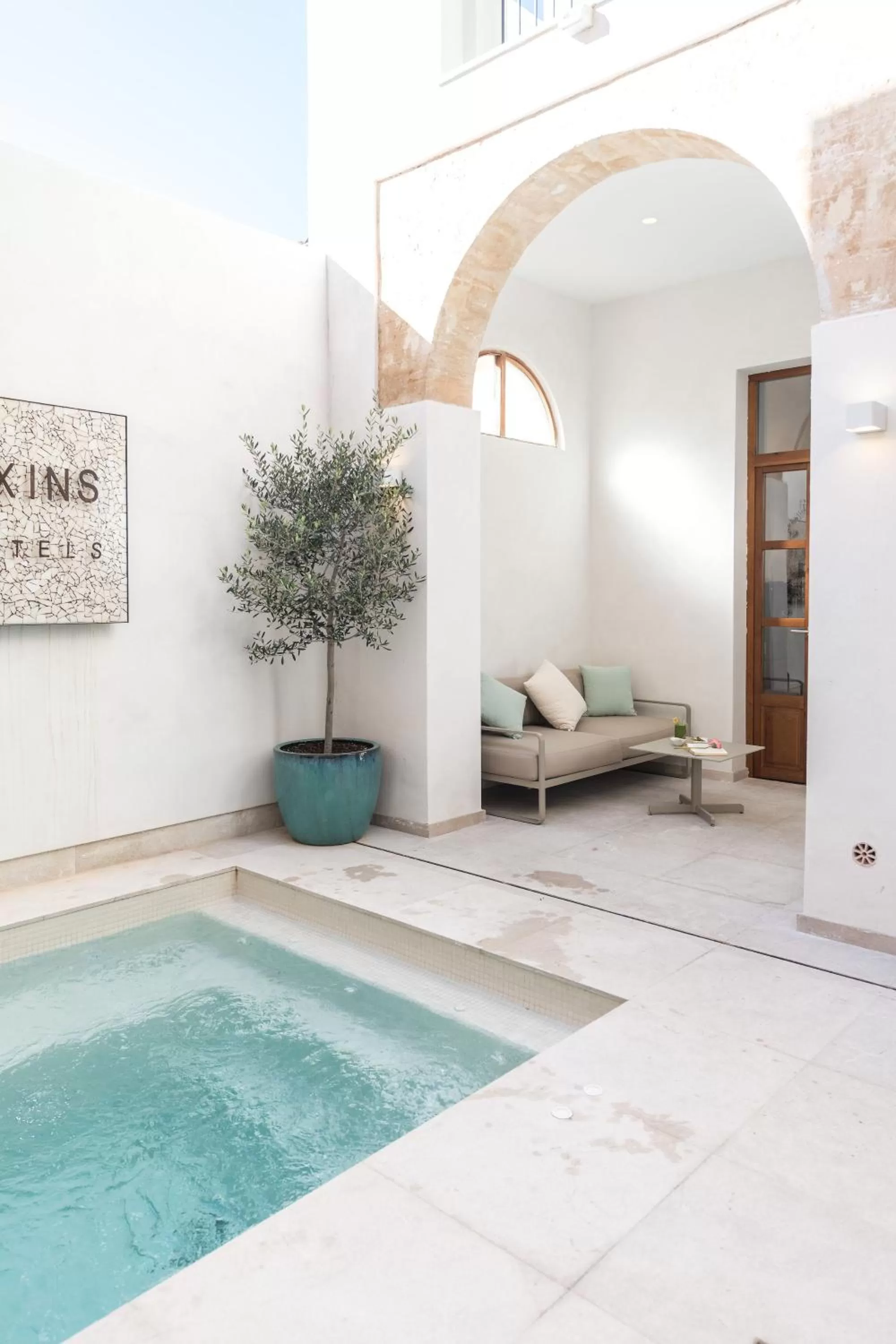 Swimming pool in Bordoy Mostatxins - Hotel Boutique Adults Only