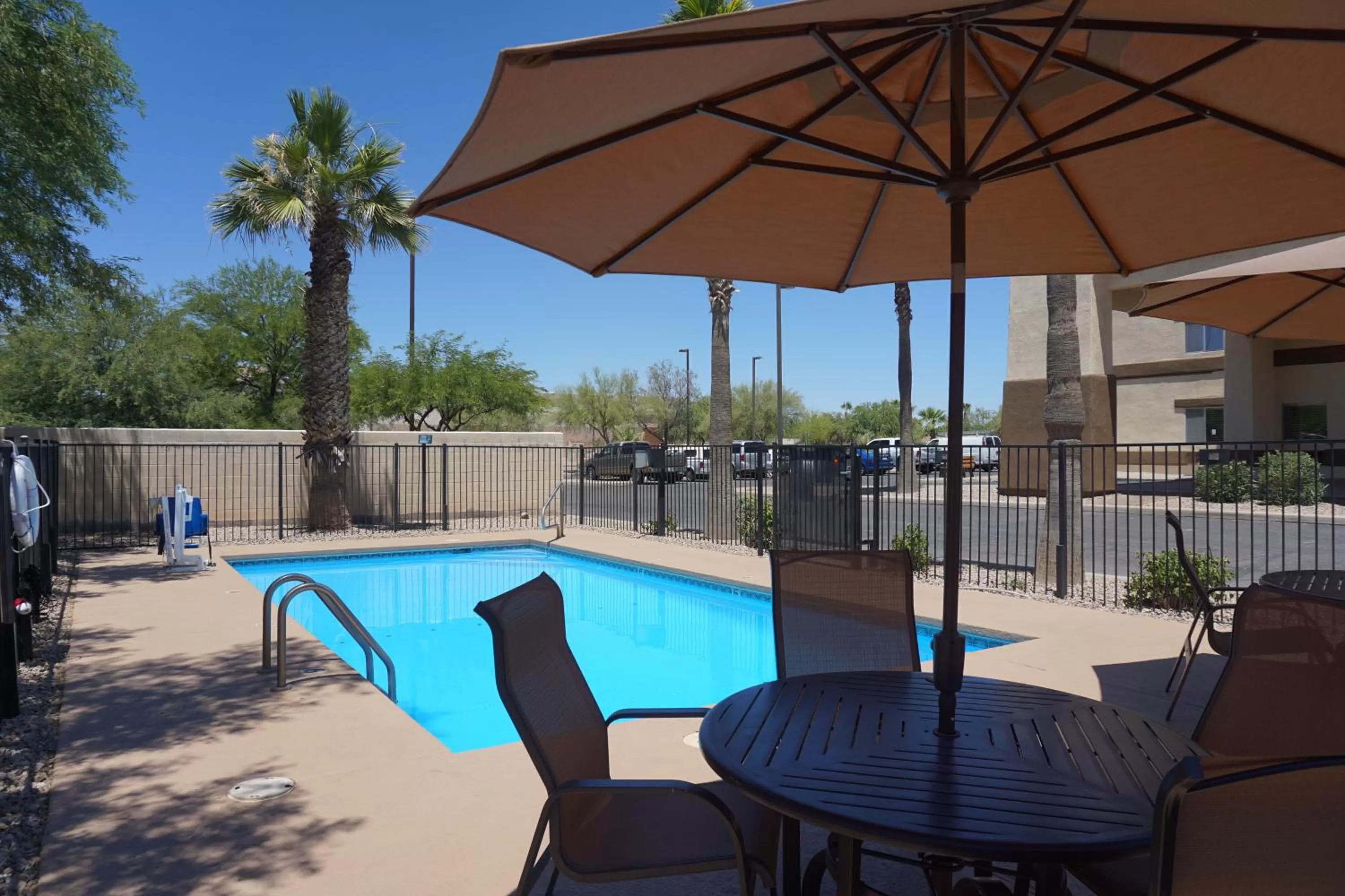 Swimming pool in Super 8 by Wyndham Casa Grande