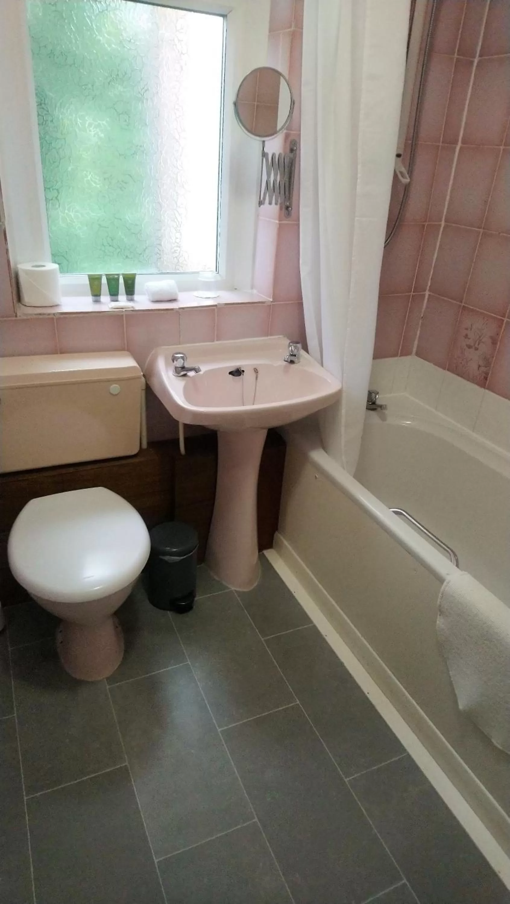 Bathroom in Lancaster Townhouse