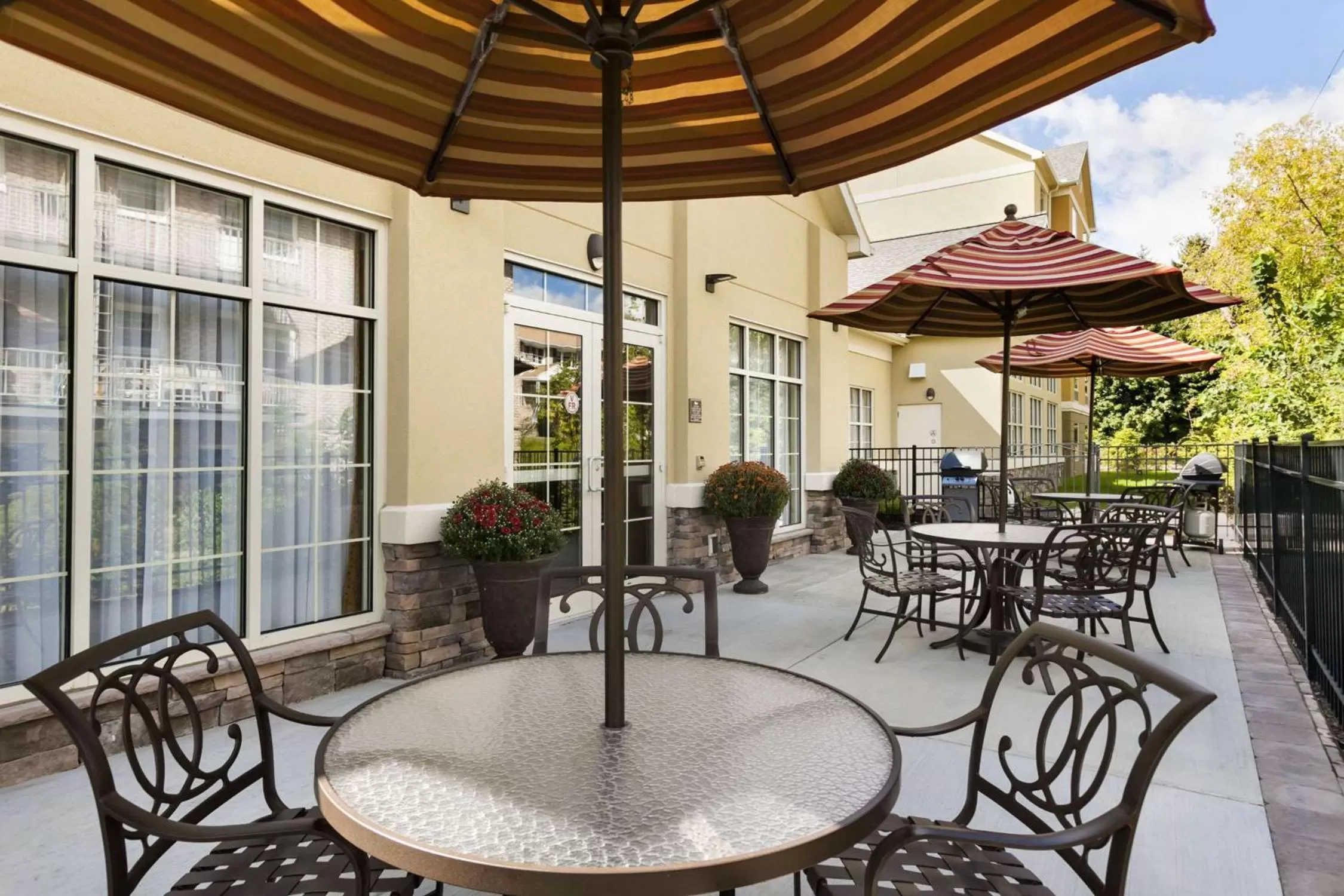 Property building in Homewood Suites by Hilton Binghamton/Vestal