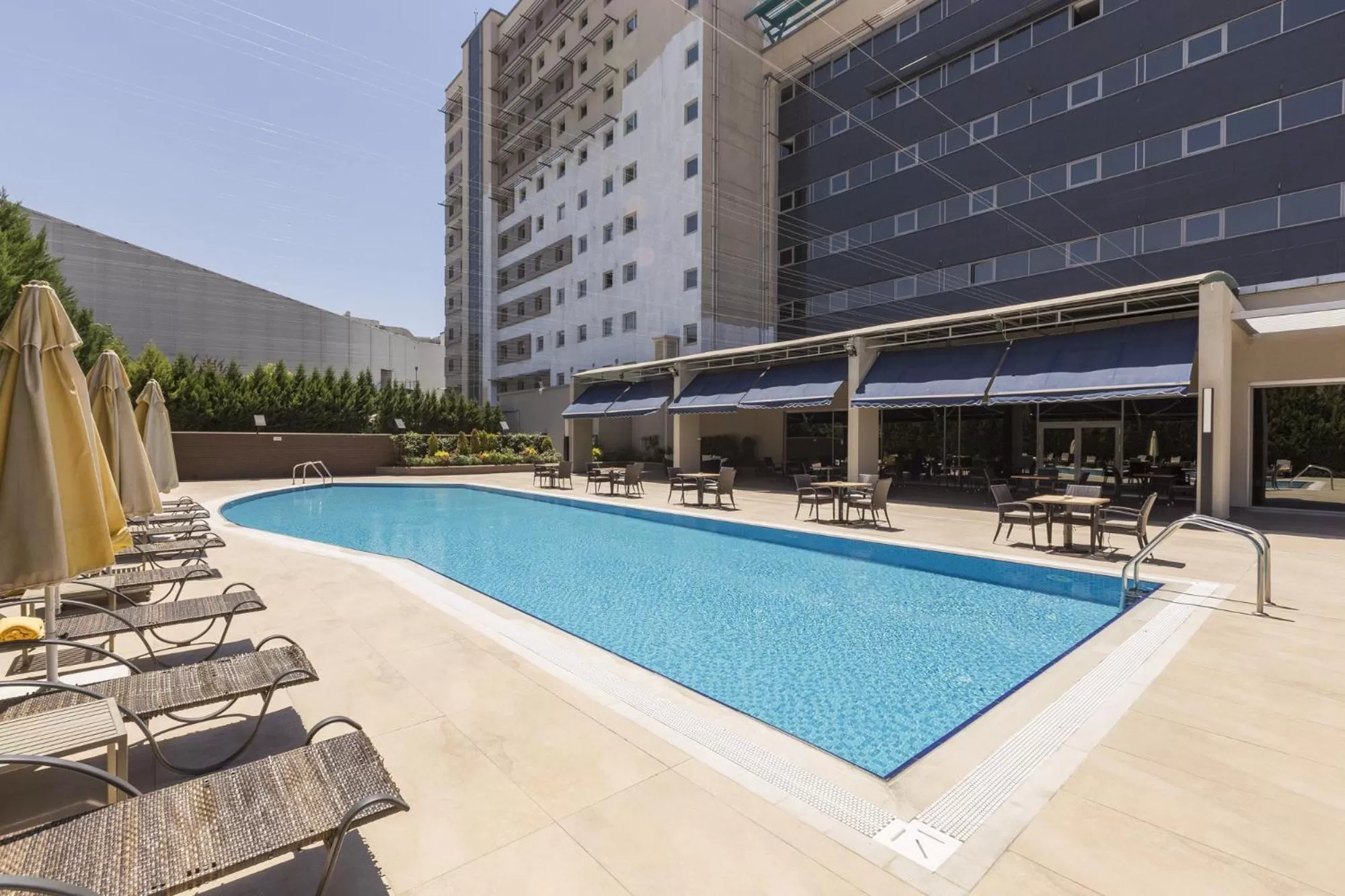 Swimming pool in Novotel Gaziantep