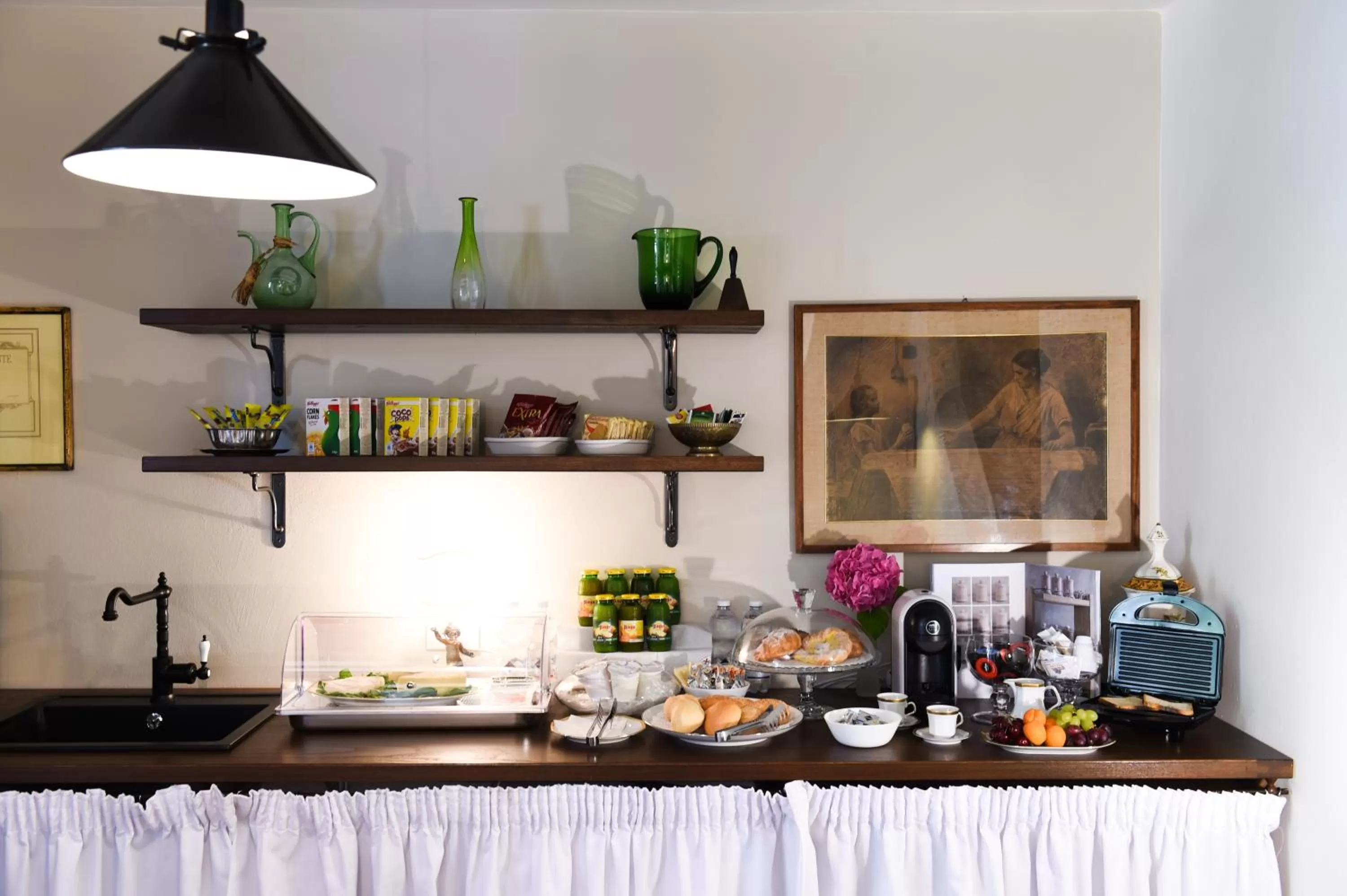 Continental breakfast in Il Giardino Segreto