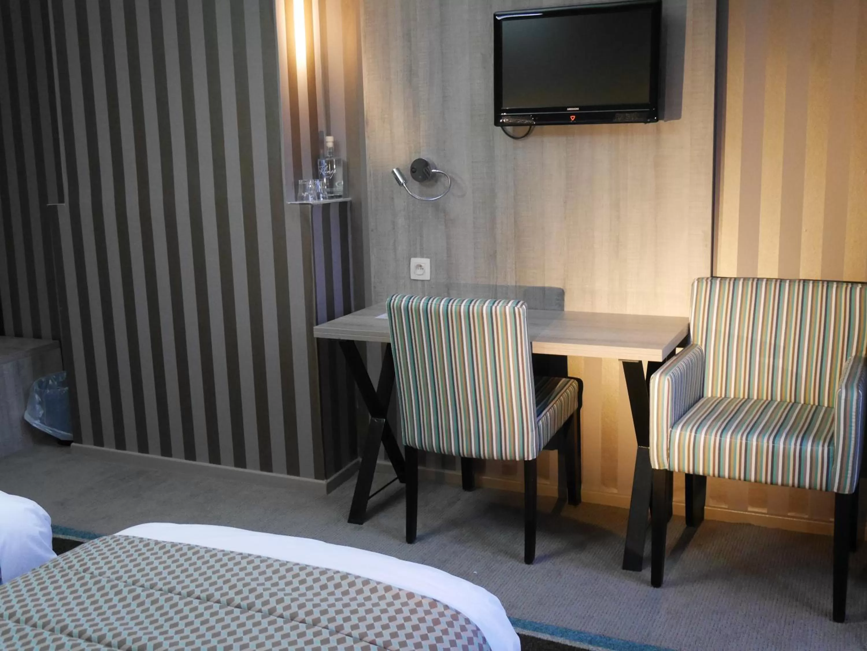 Area and facilities, Bed in Hotel Mille Colonnes