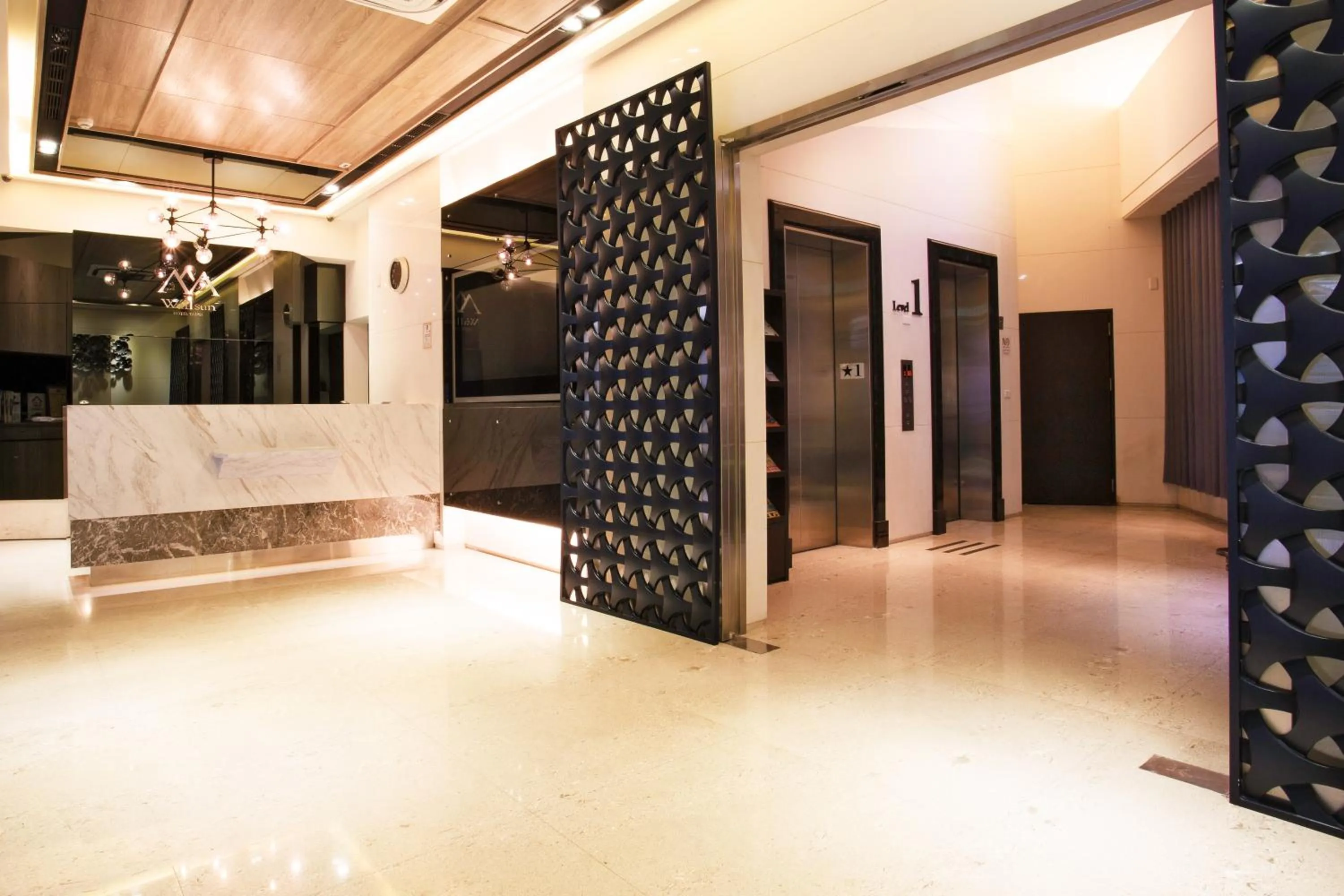 Lobby or reception in Wallsun Hotel