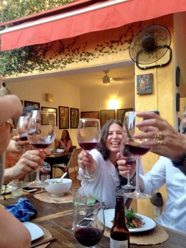 Restaurant/places to eat in Hotel Cielo Rojo