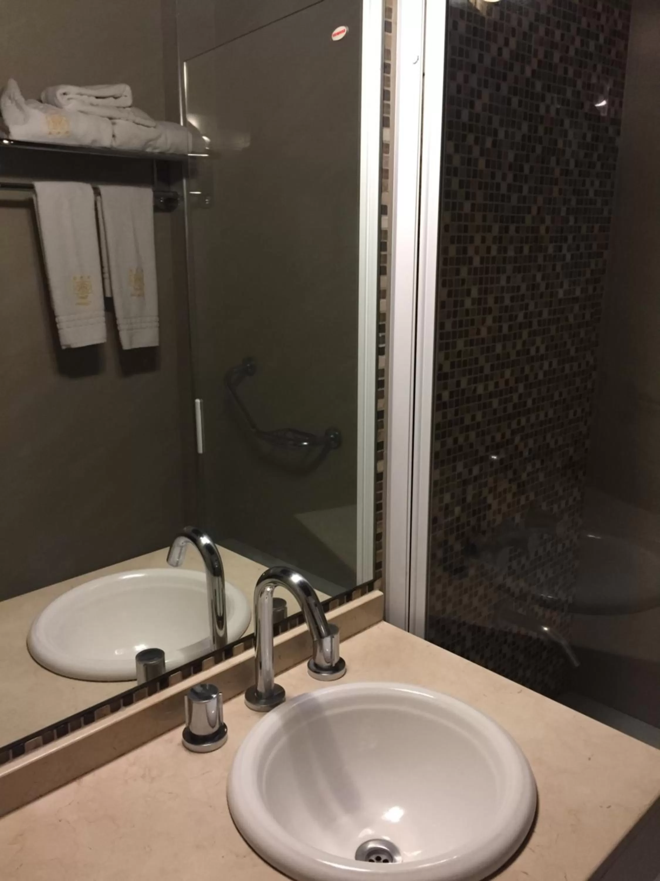 Bathroom in Hotel Napoleón